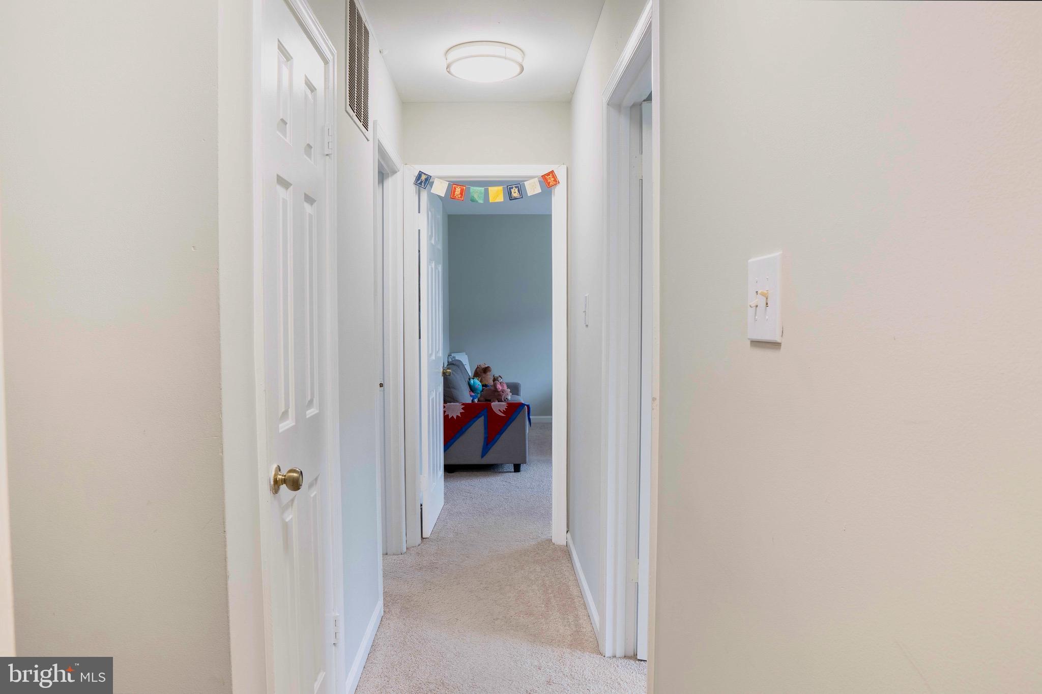 CYRANDALL VALLEY - Residential Lease