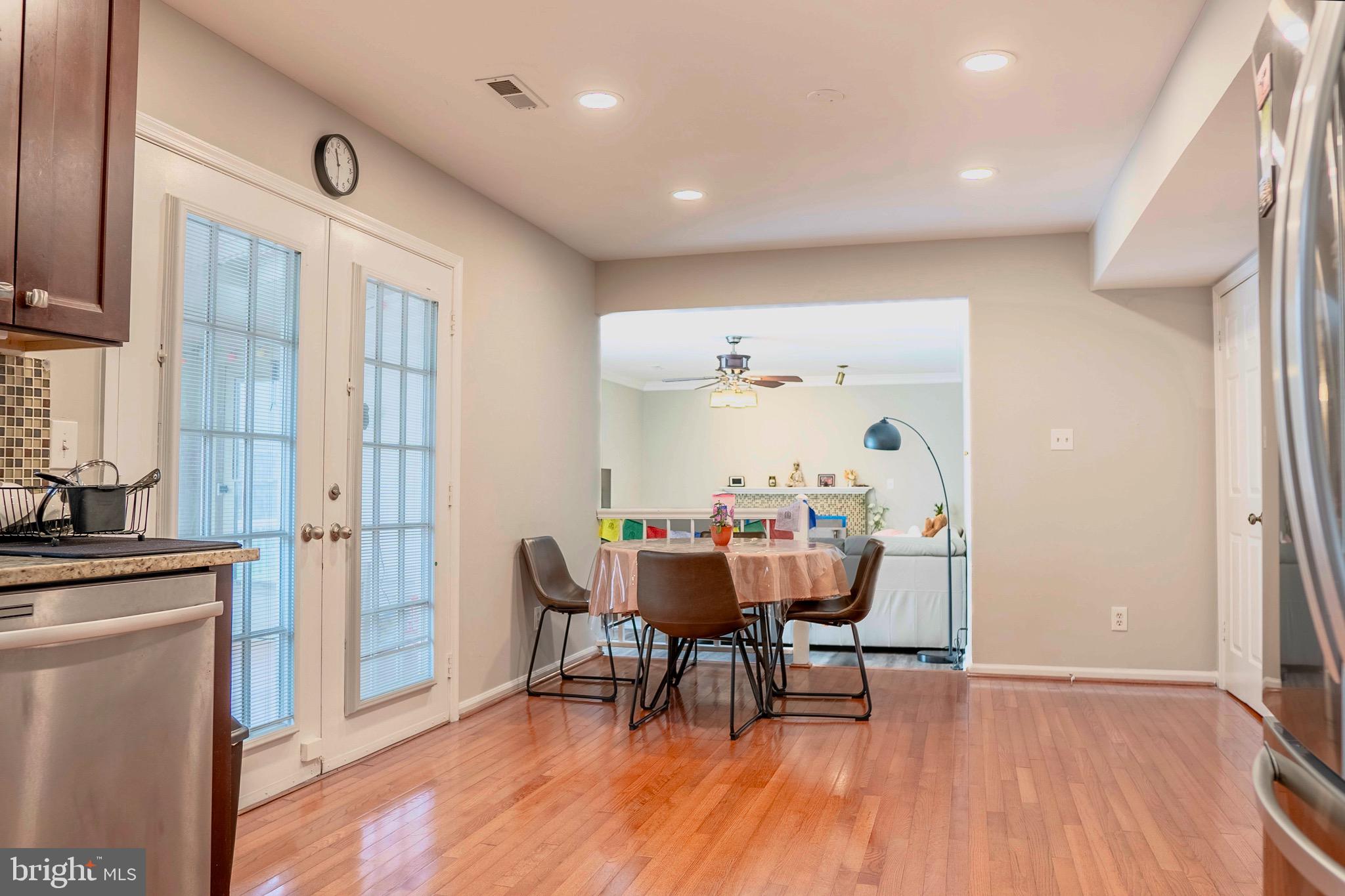 CYRANDALL VALLEY - Residential Lease