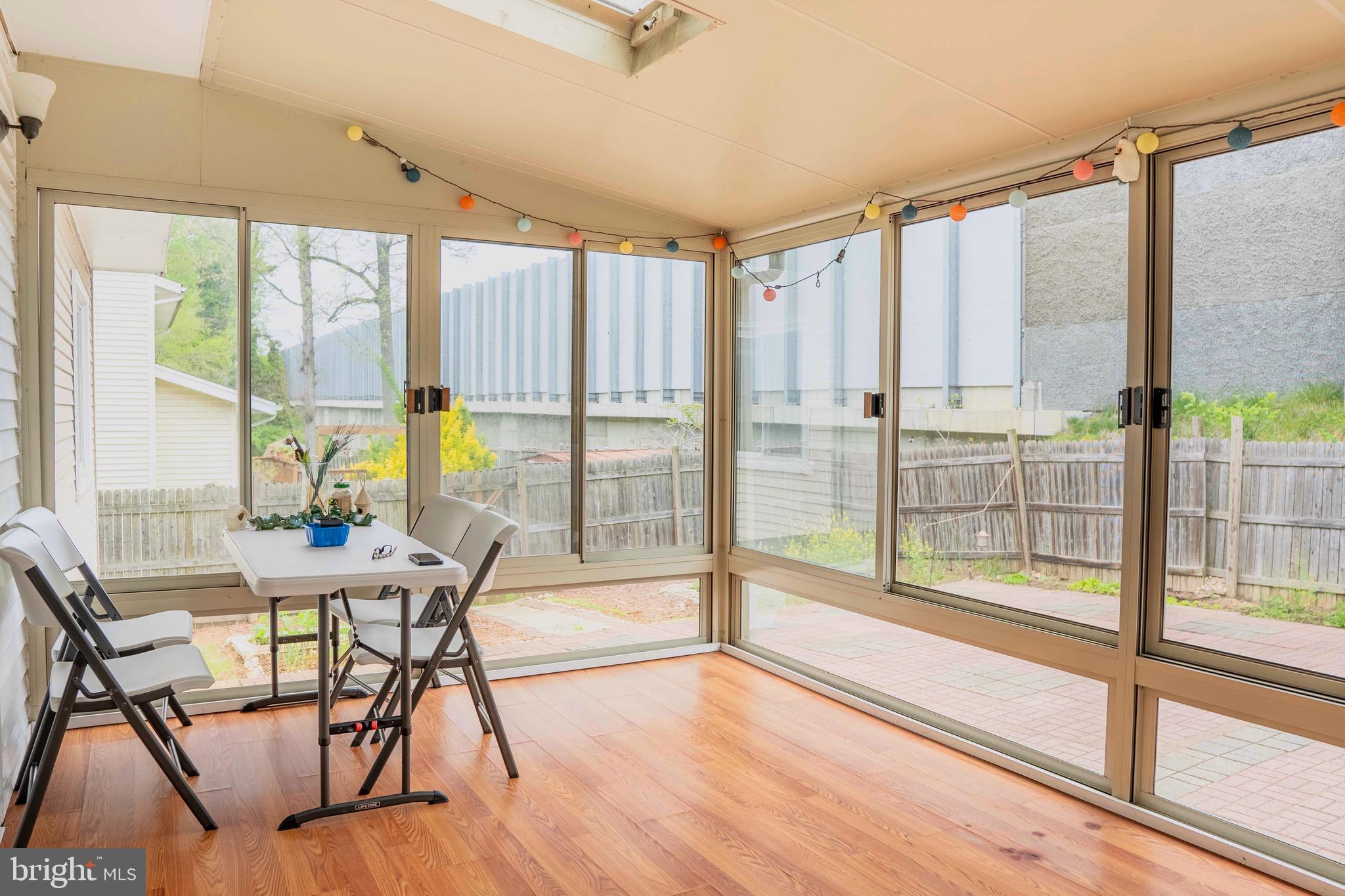 CYRANDALL VALLEY - Residential Lease