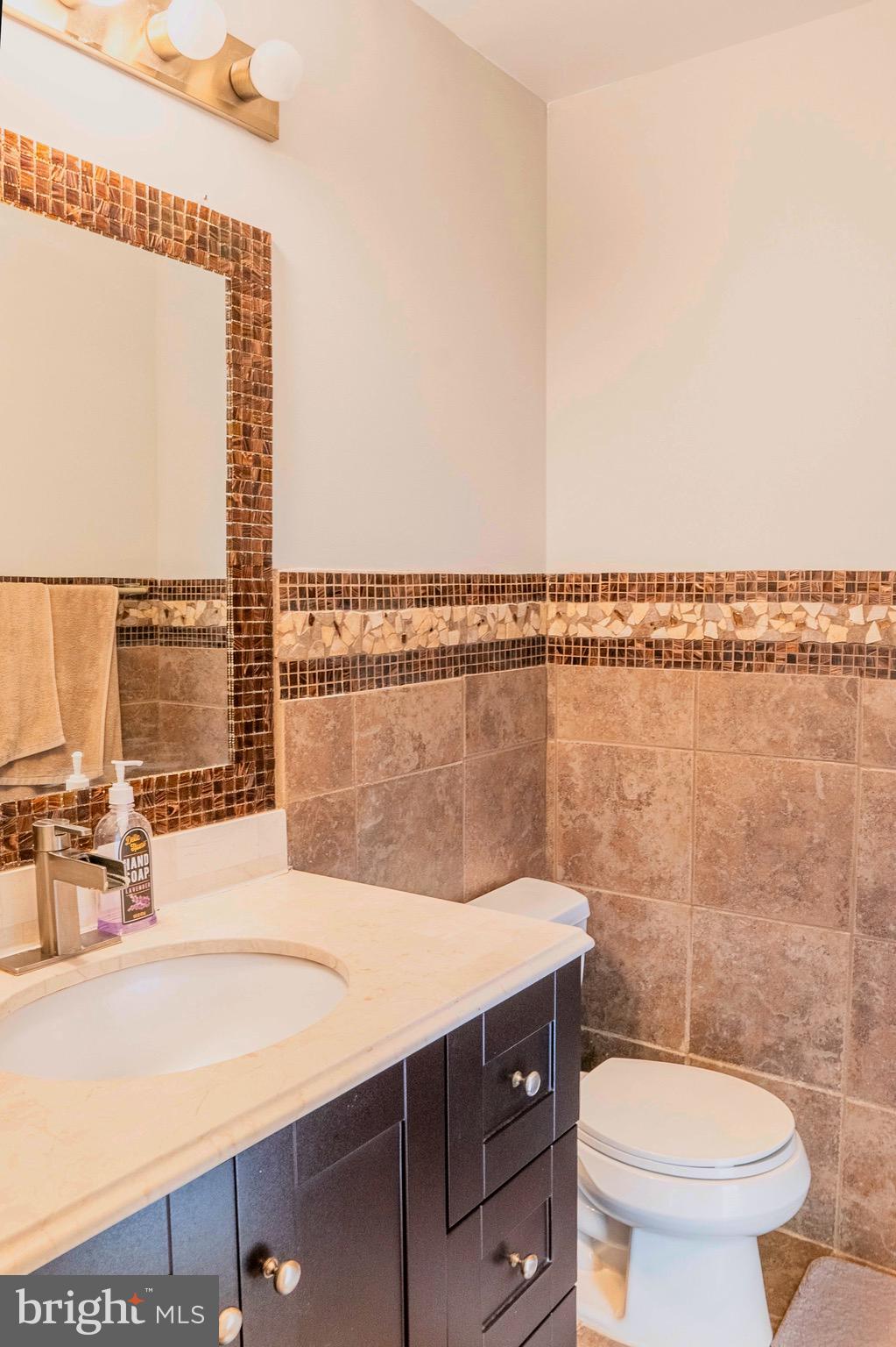 CYRANDALL VALLEY - Residential Lease