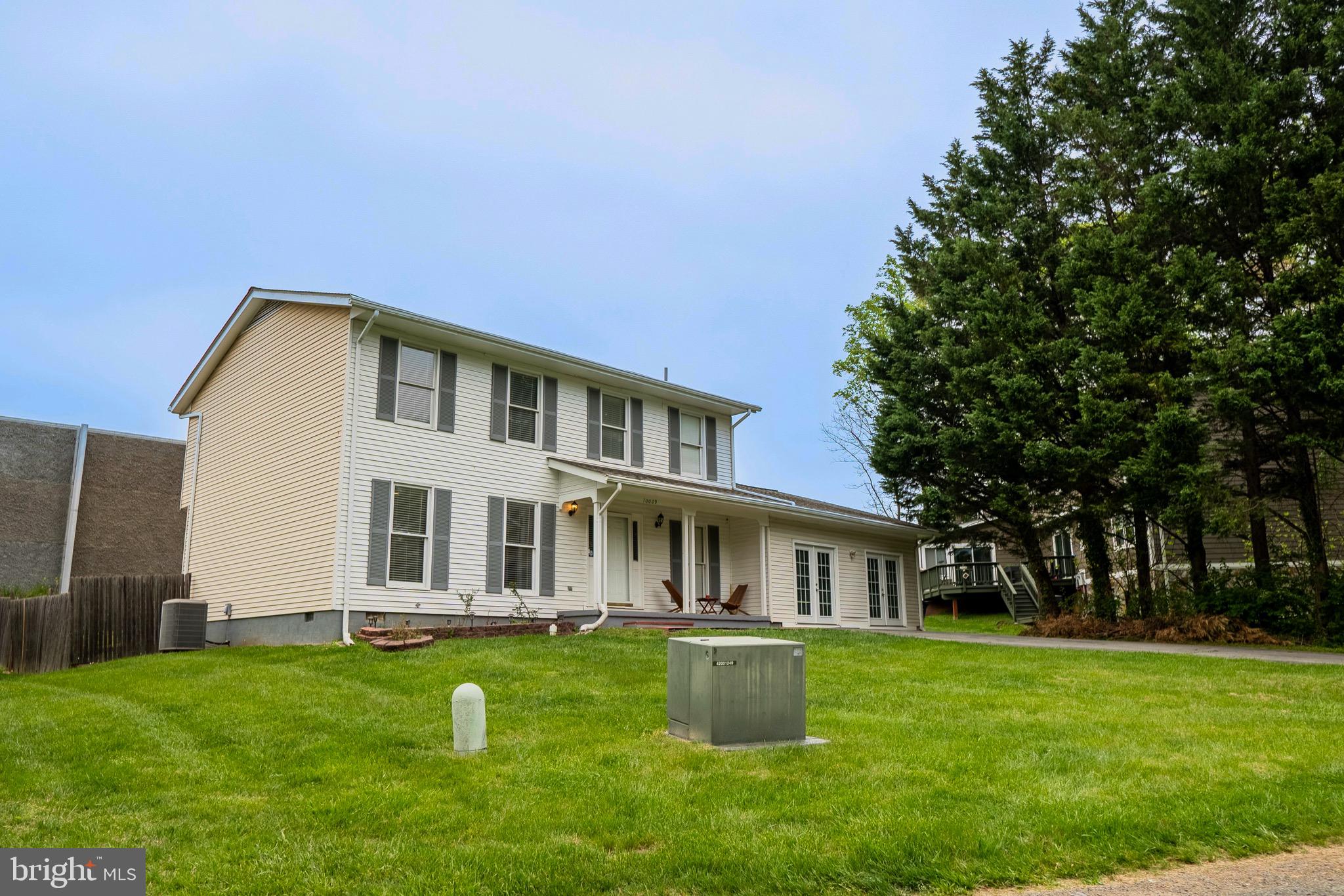 CYRANDALL VALLEY - Residential Lease