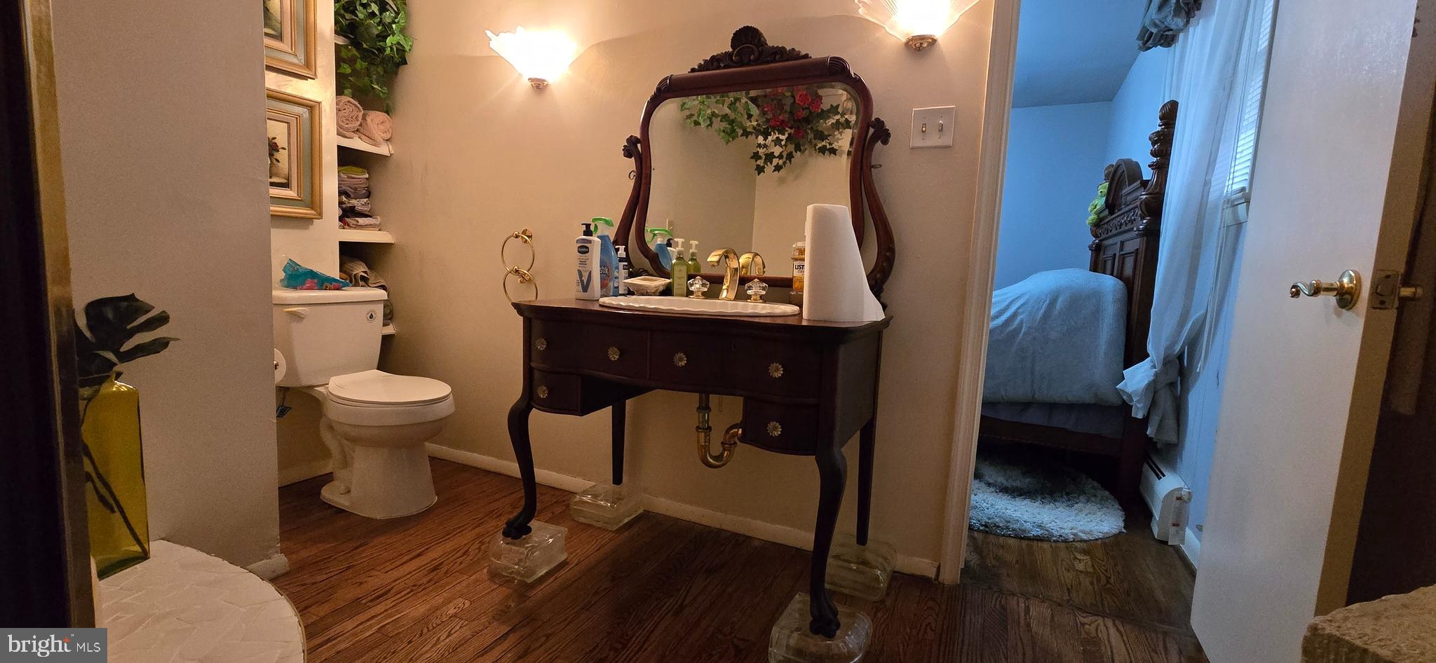 CRESTVIEW MANOR - Residential