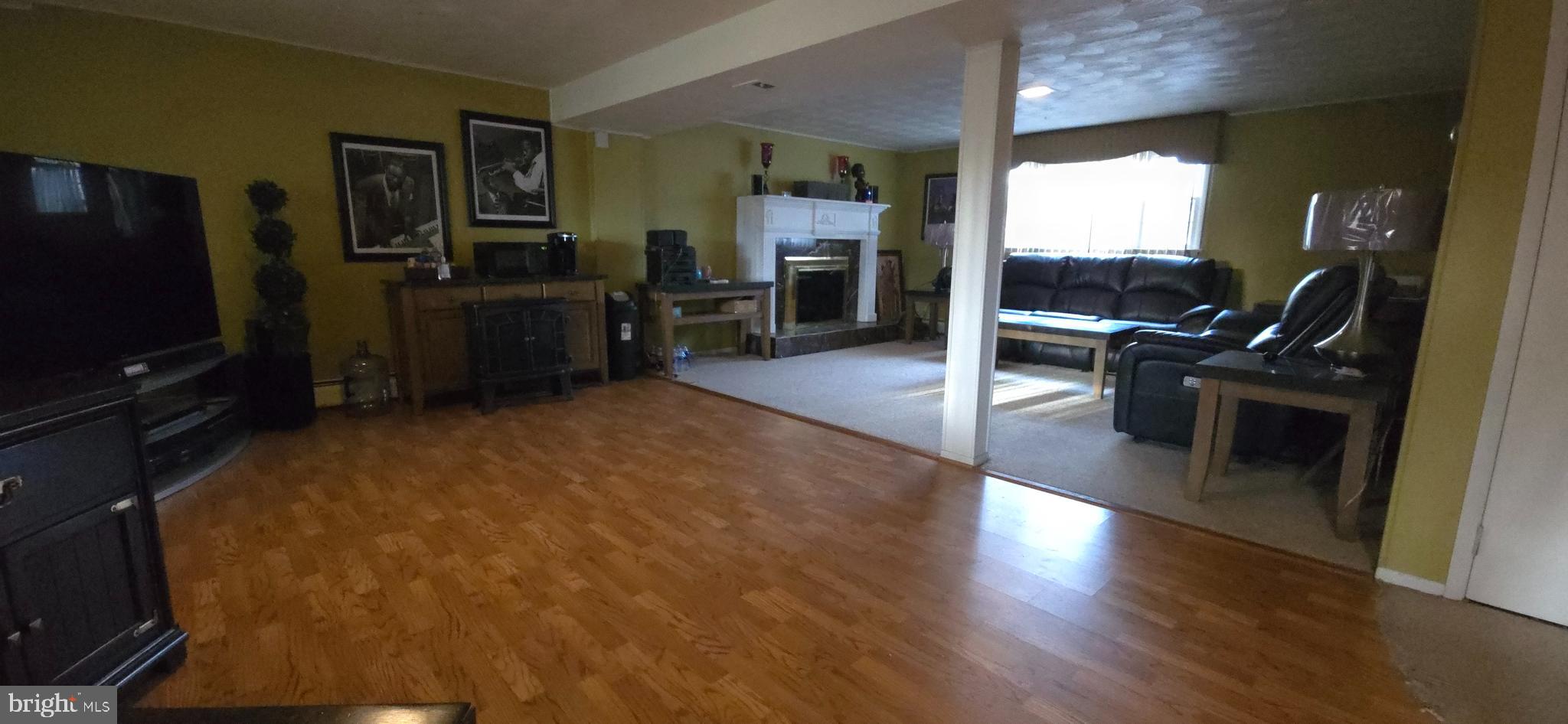 CRESTVIEW MANOR - Residential