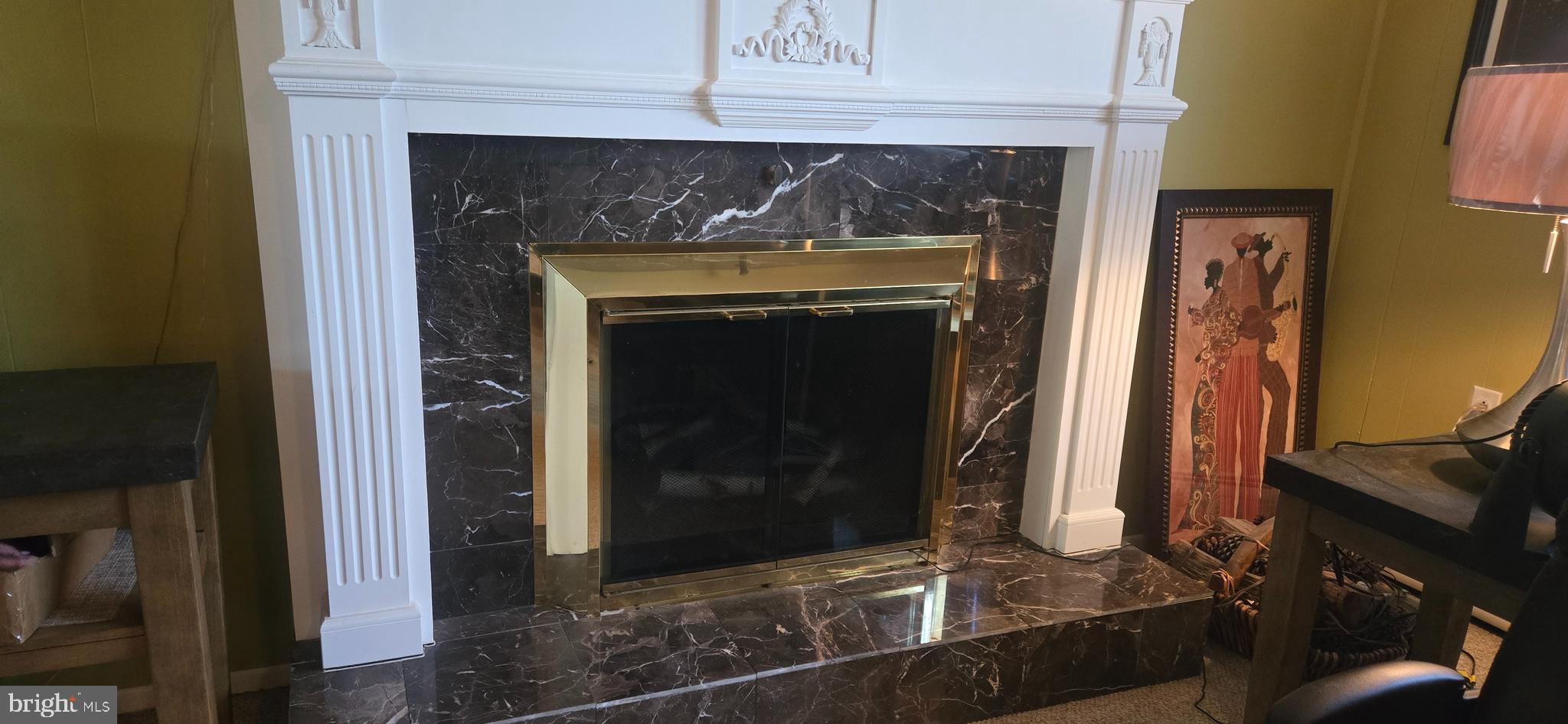 CRESTVIEW MANOR - Residential