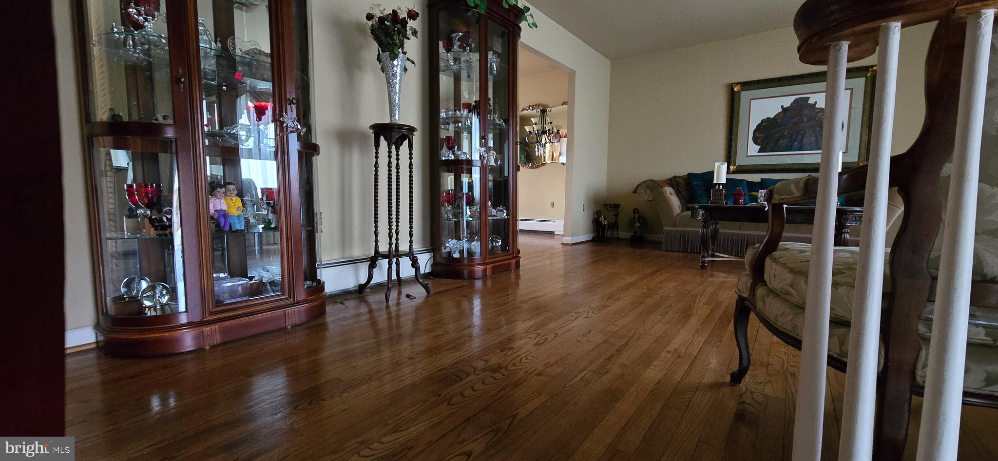 CRESTVIEW MANOR - Residential