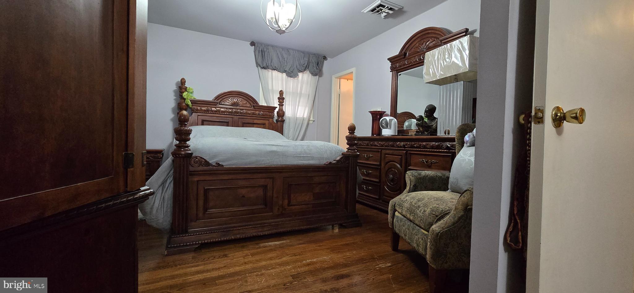 CRESTVIEW MANOR - Residential