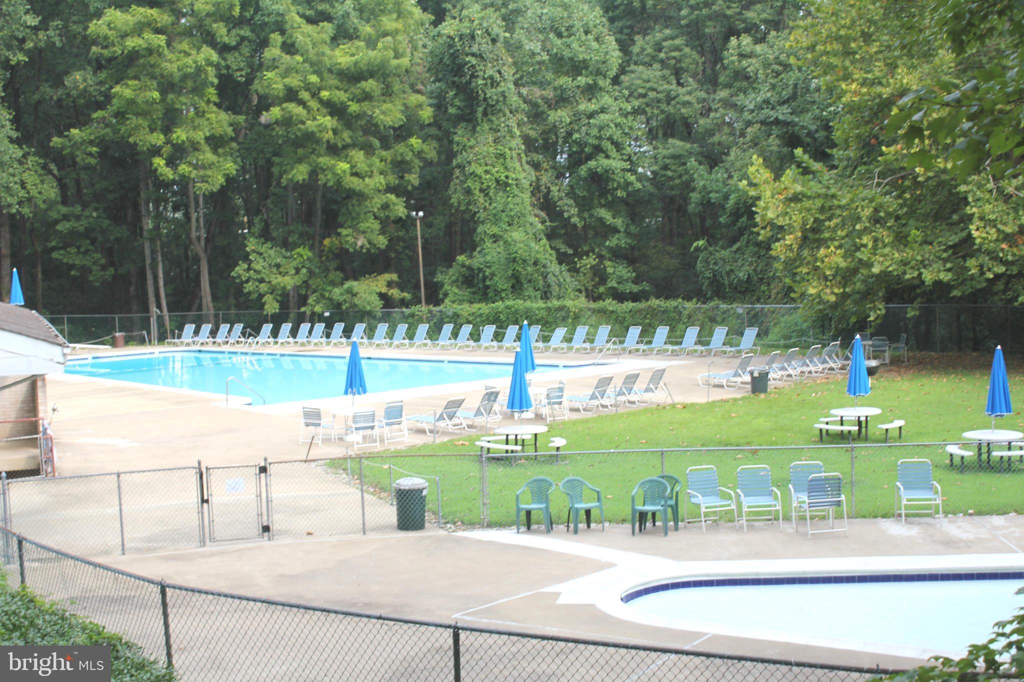 IVYMOUNT COURT - Residential Lease