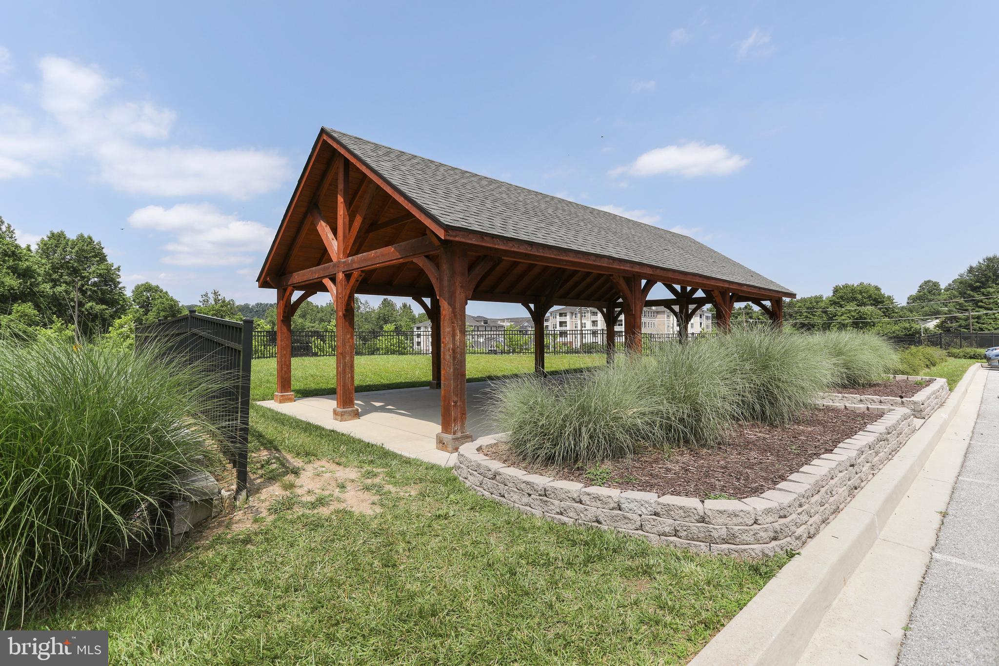 ELLICOTT CROSSING - Residential Lease