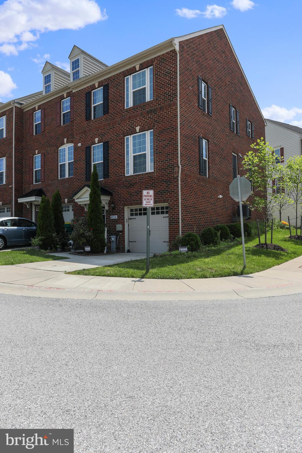 ELLICOTT CROSSING - Residential Lease