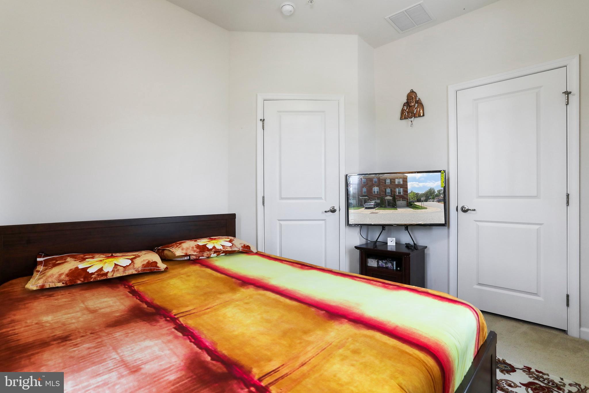 ELLICOTT CROSSING - Residential Lease