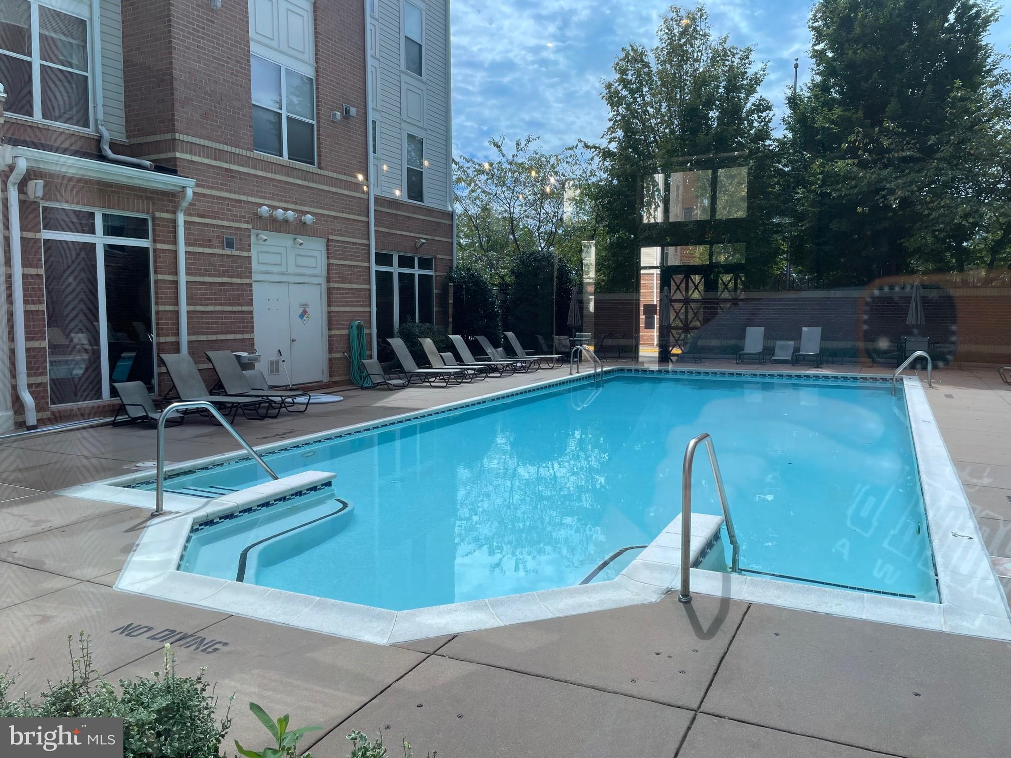 MARQUIS AT VIENNA STATION - Residential Lease