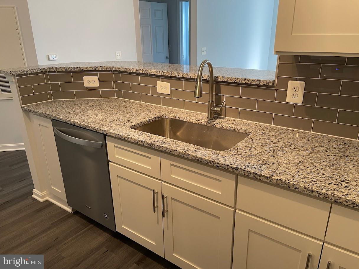 MARQUIS AT VIENNA STATION - Residential Lease