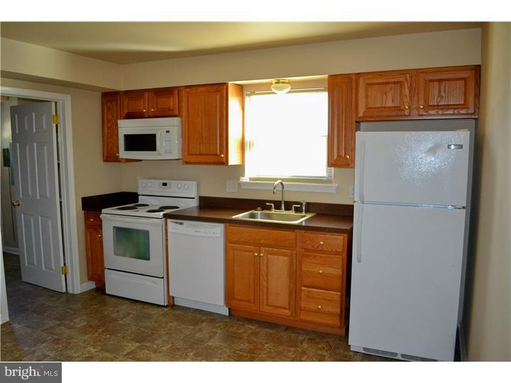 WILLOW GROVE - Residential Lease