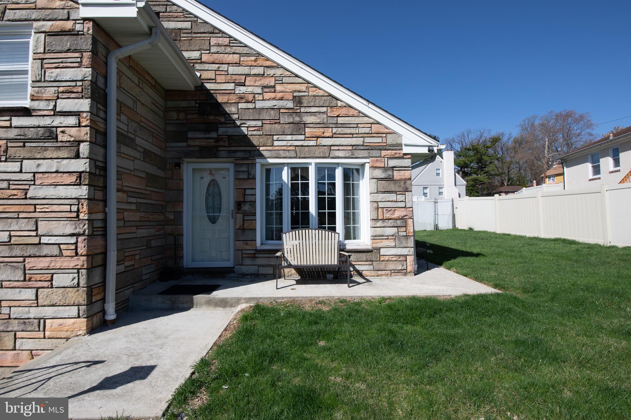 SOMERTON - Residential