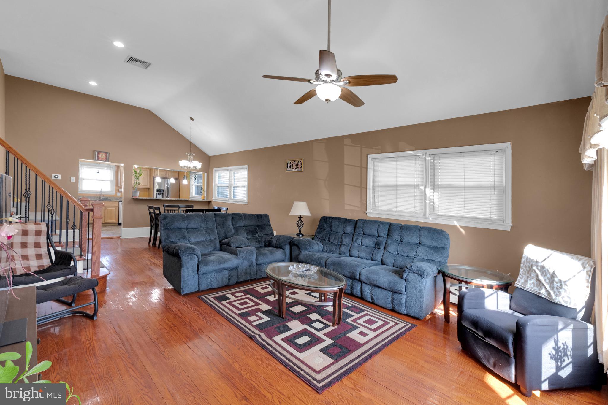 SOMERTON - Residential