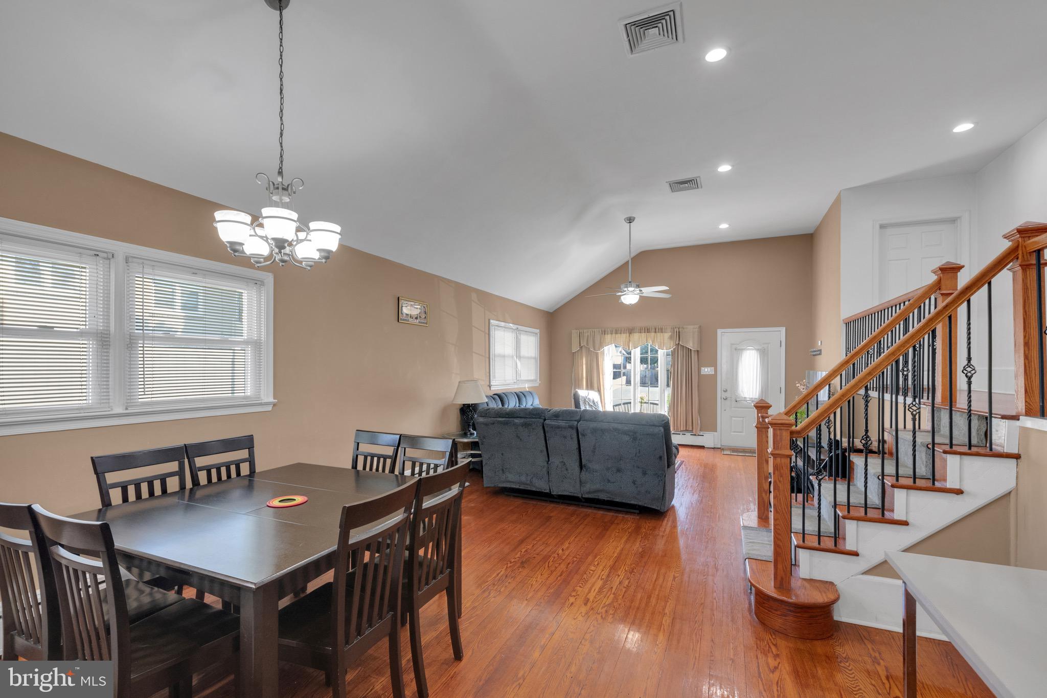 SOMERTON - Residential