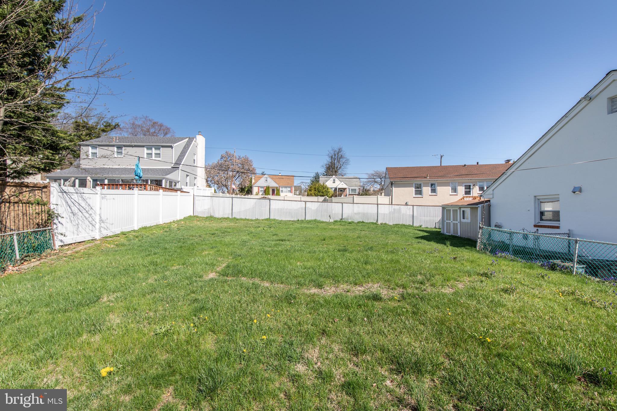 SOMERTON - Residential
