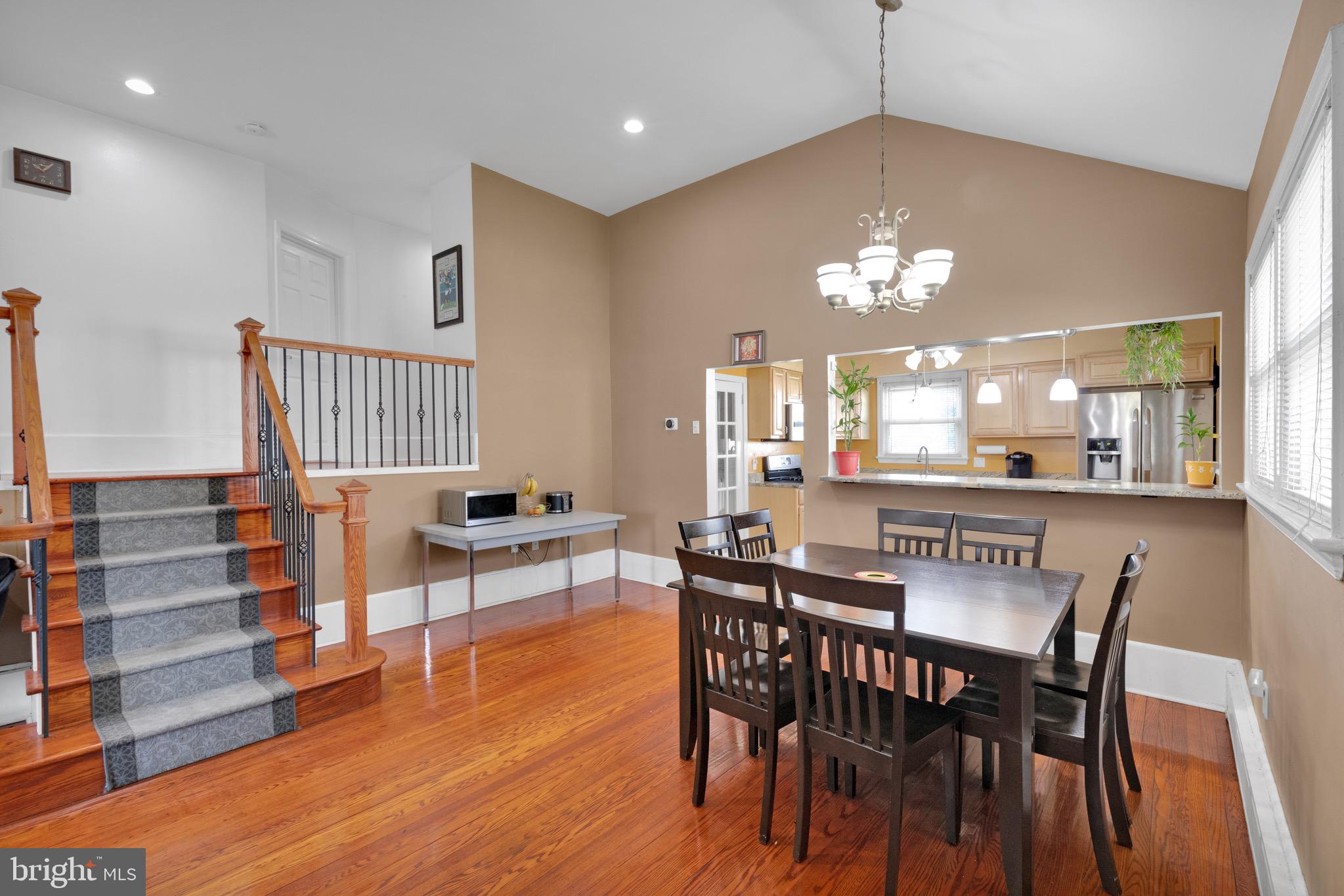 SOMERTON - Residential