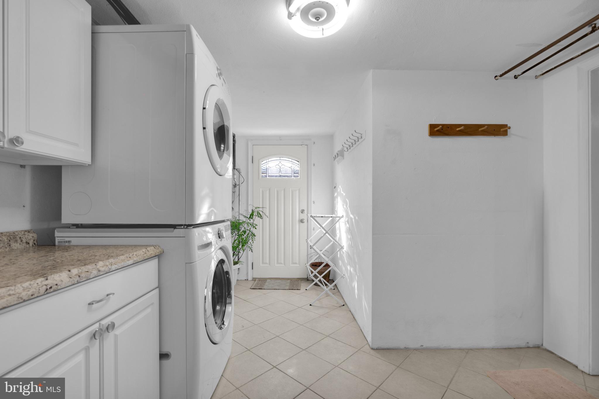 SOMERTON - Residential