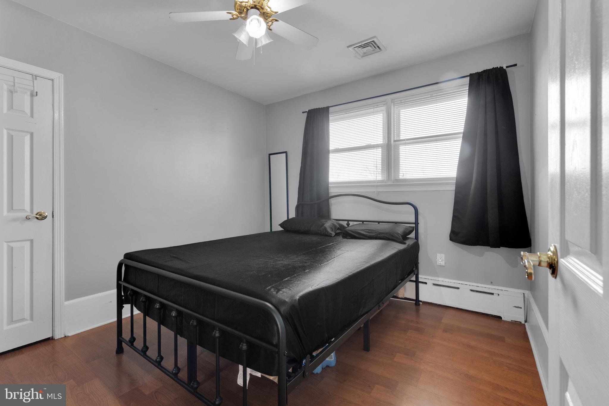 SOMERTON - Residential