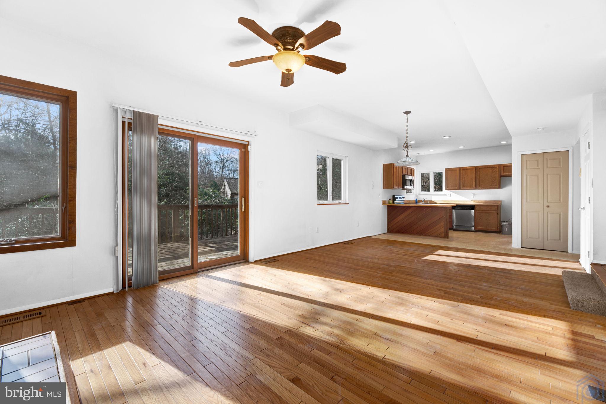 STEWARTS LANDING - Residential