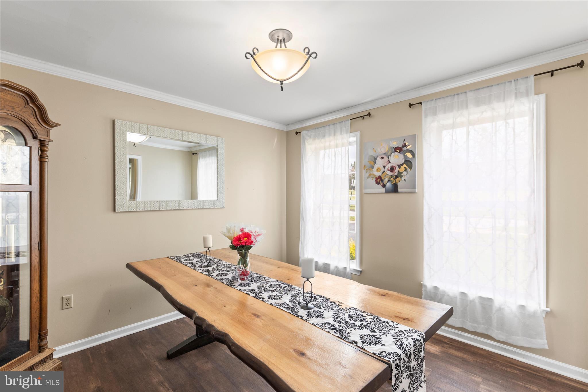 THORNBURY HUNT - Residential