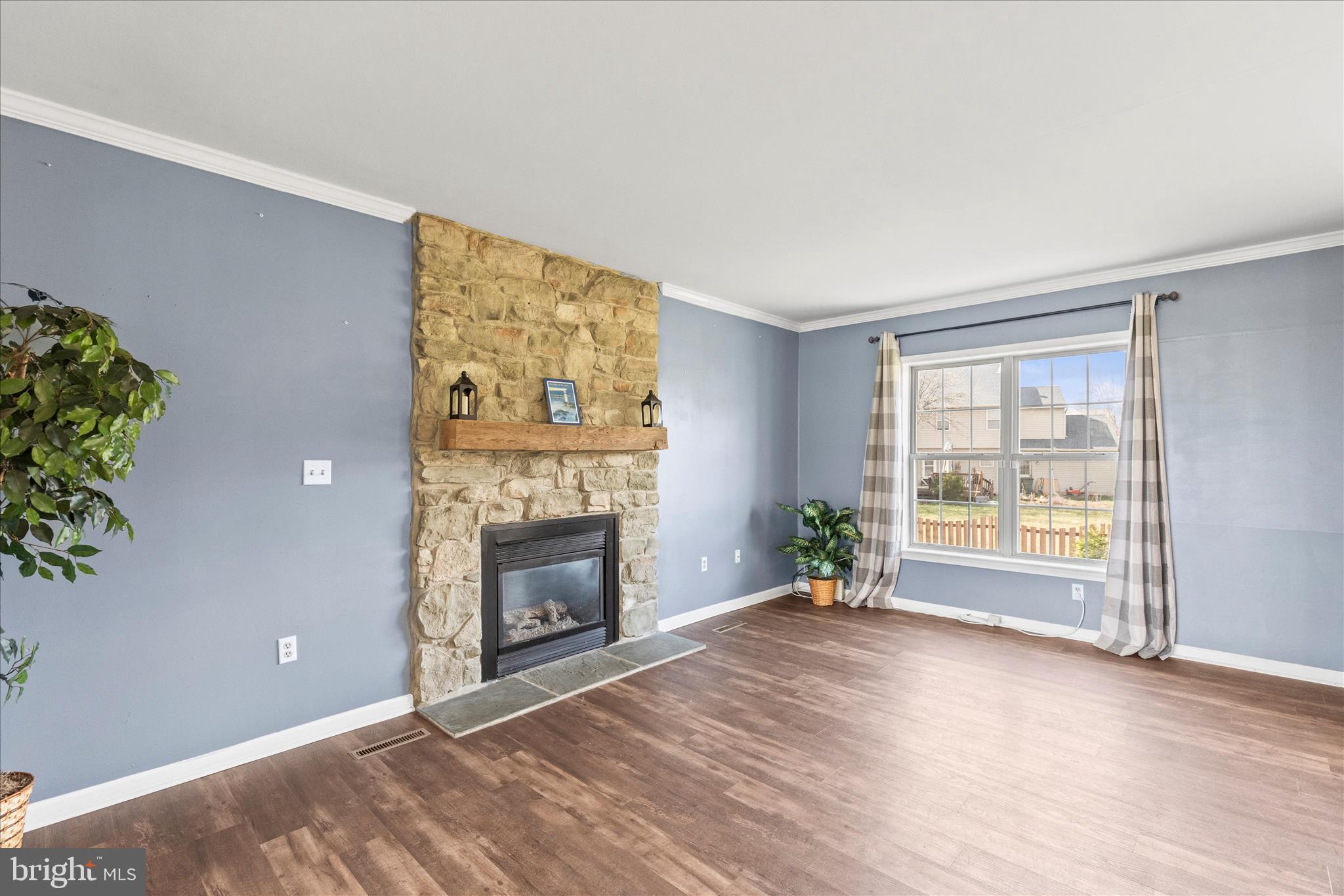 THORNBURY HUNT - Residential