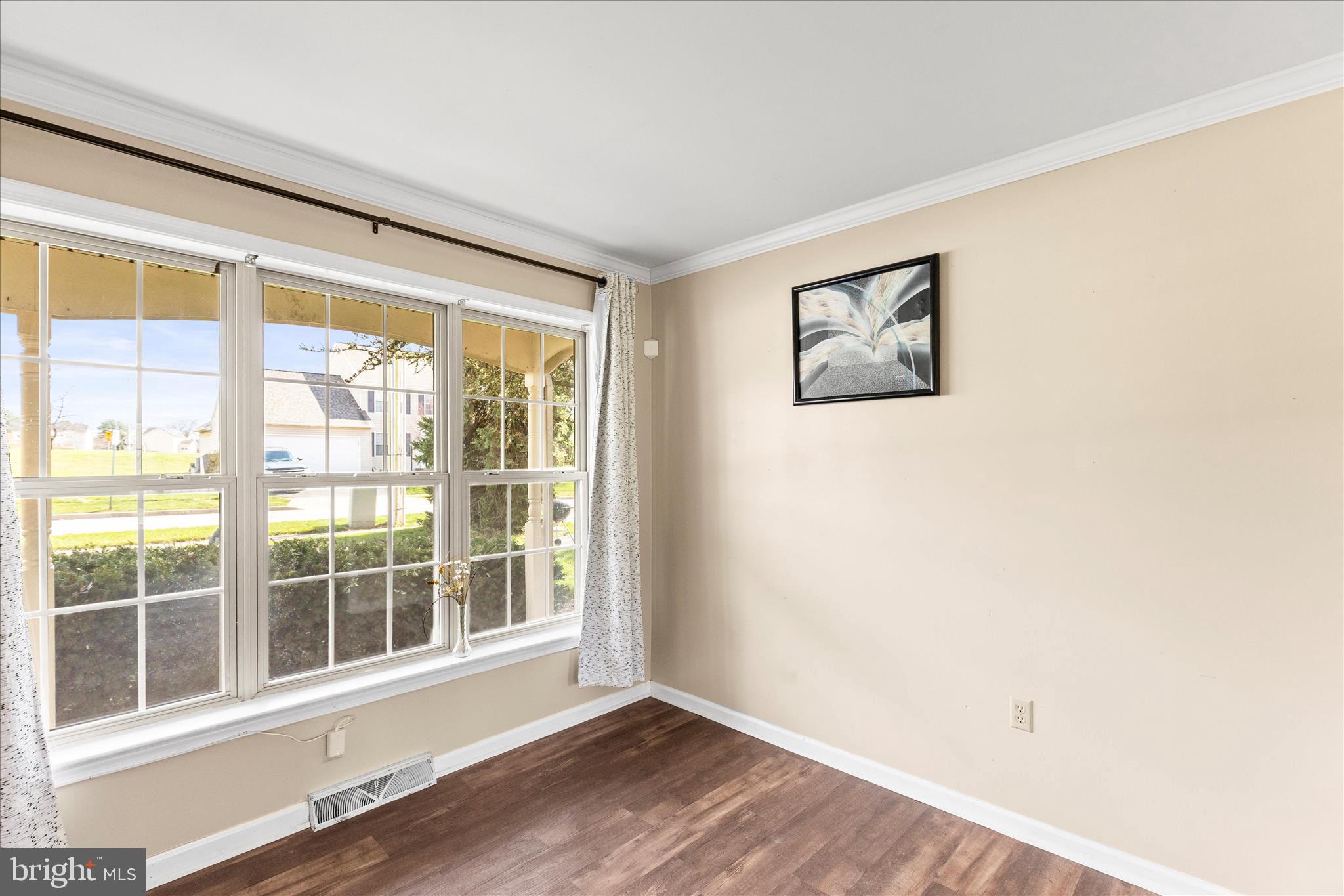 THORNBURY HUNT - Residential