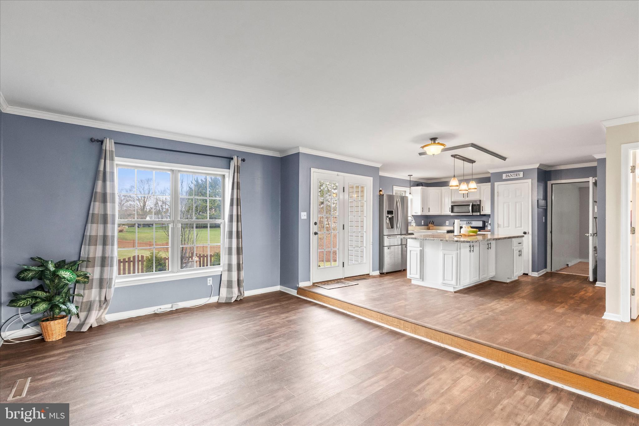 THORNBURY HUNT - Residential