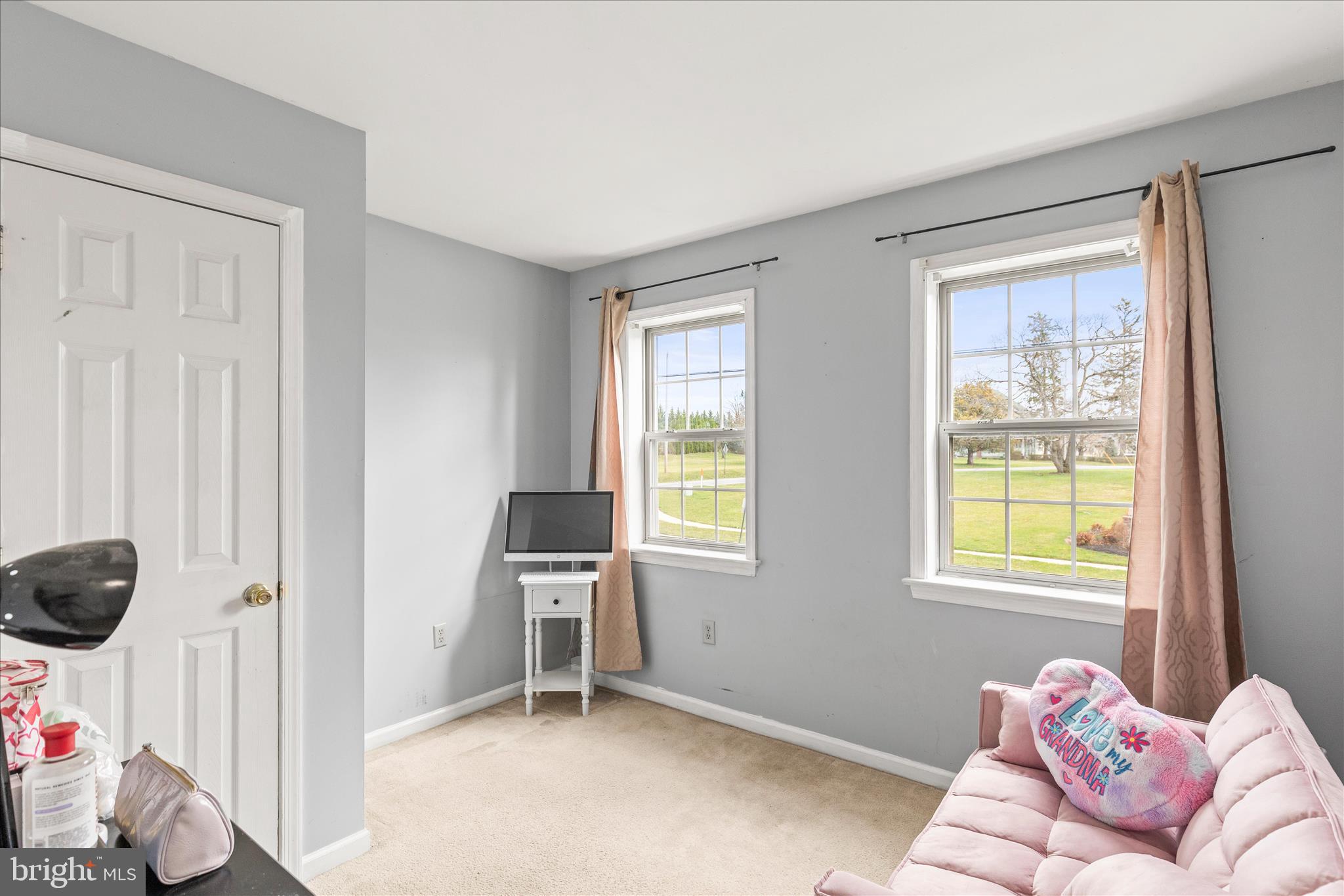 THORNBURY HUNT - Residential