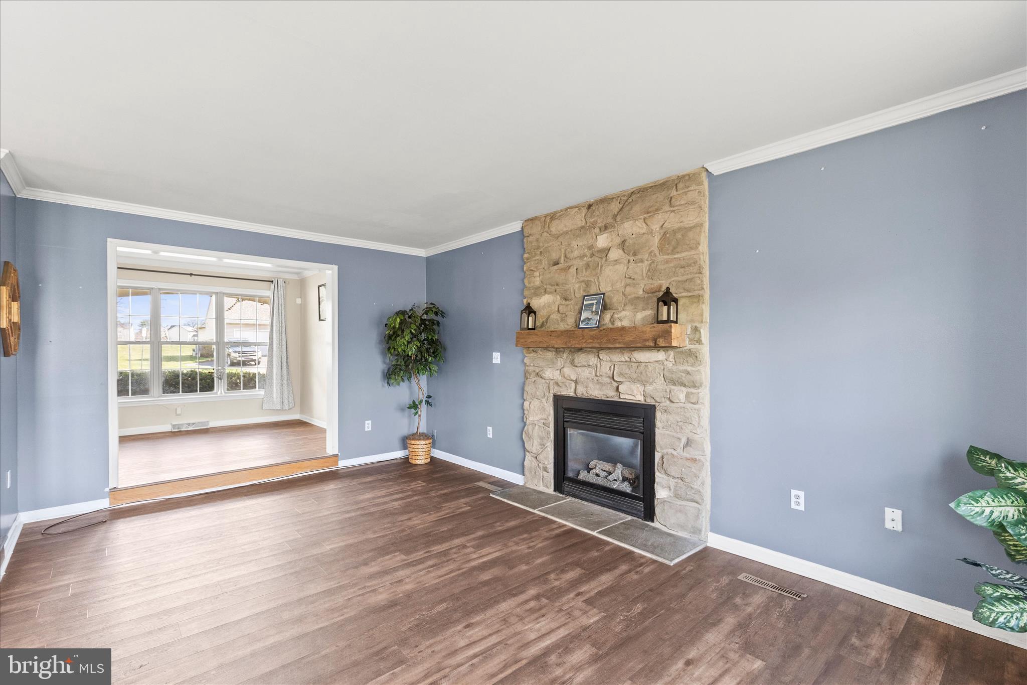 THORNBURY HUNT - Residential