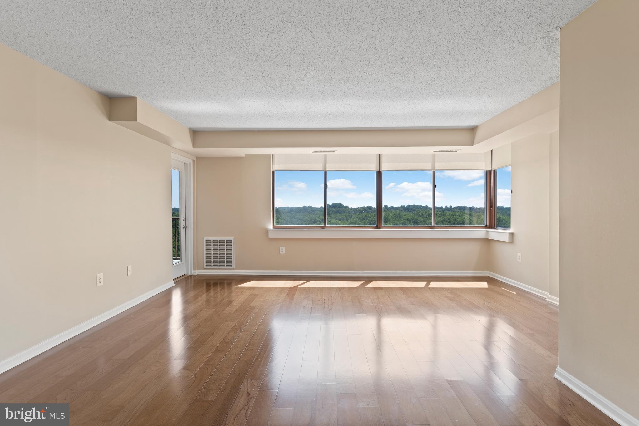 GROSVENOR PARK - Residential