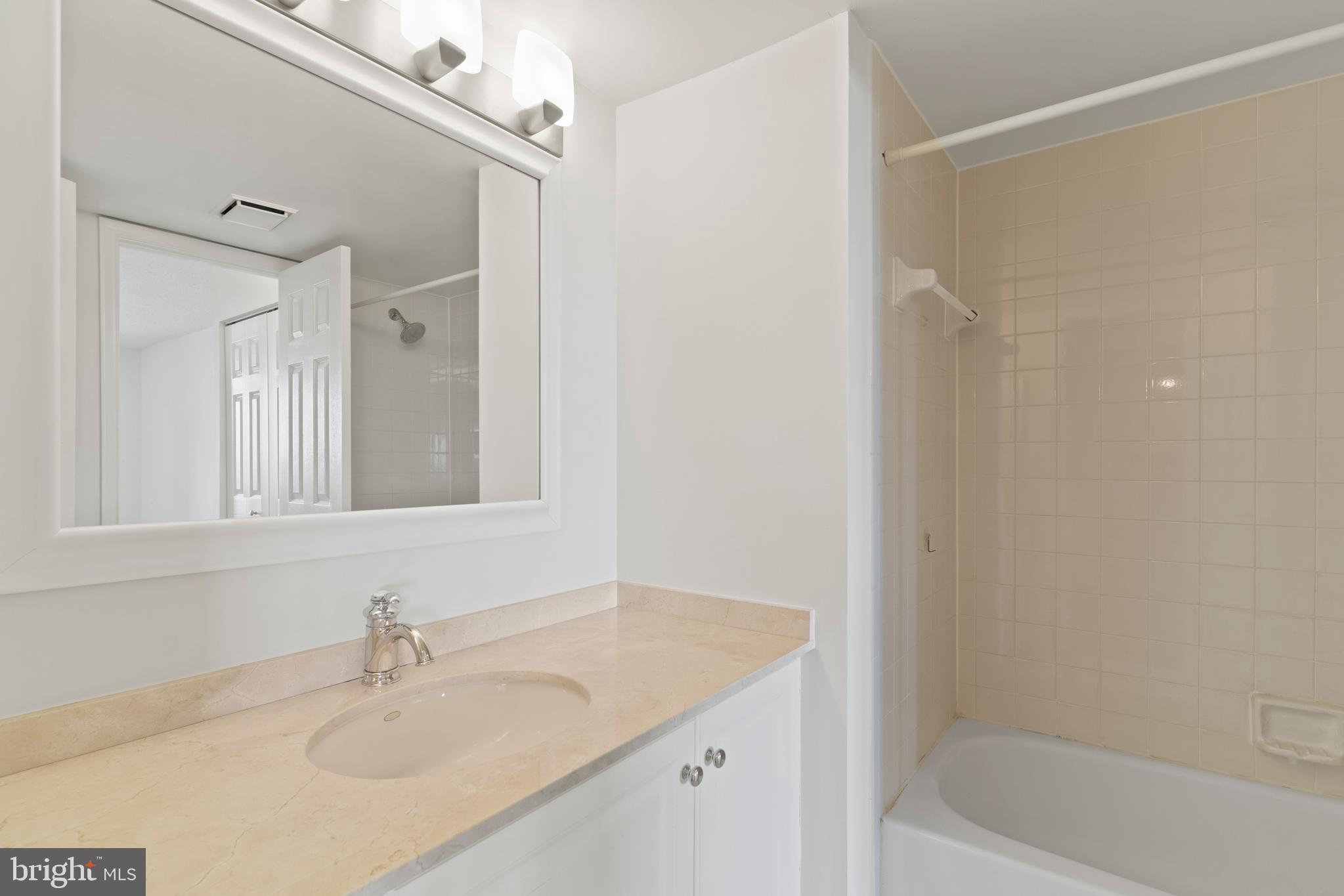 GROSVENOR PARK - Residential