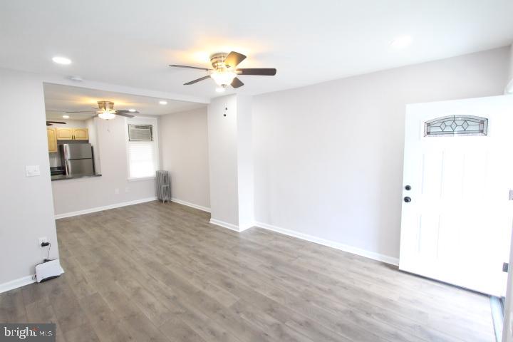 LAWNCREST - Residential