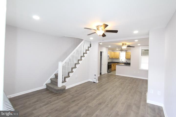 LAWNCREST - Residential