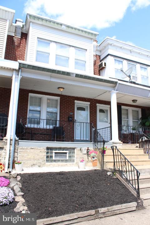 LAWNCREST - Residential
