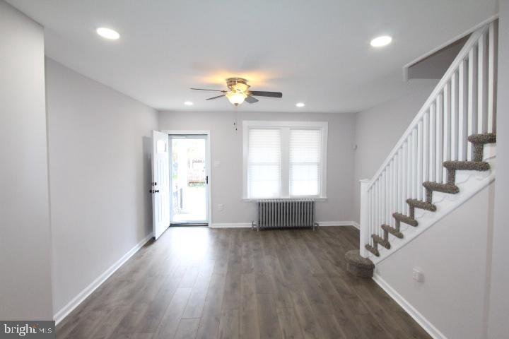 LAWNCREST - Residential