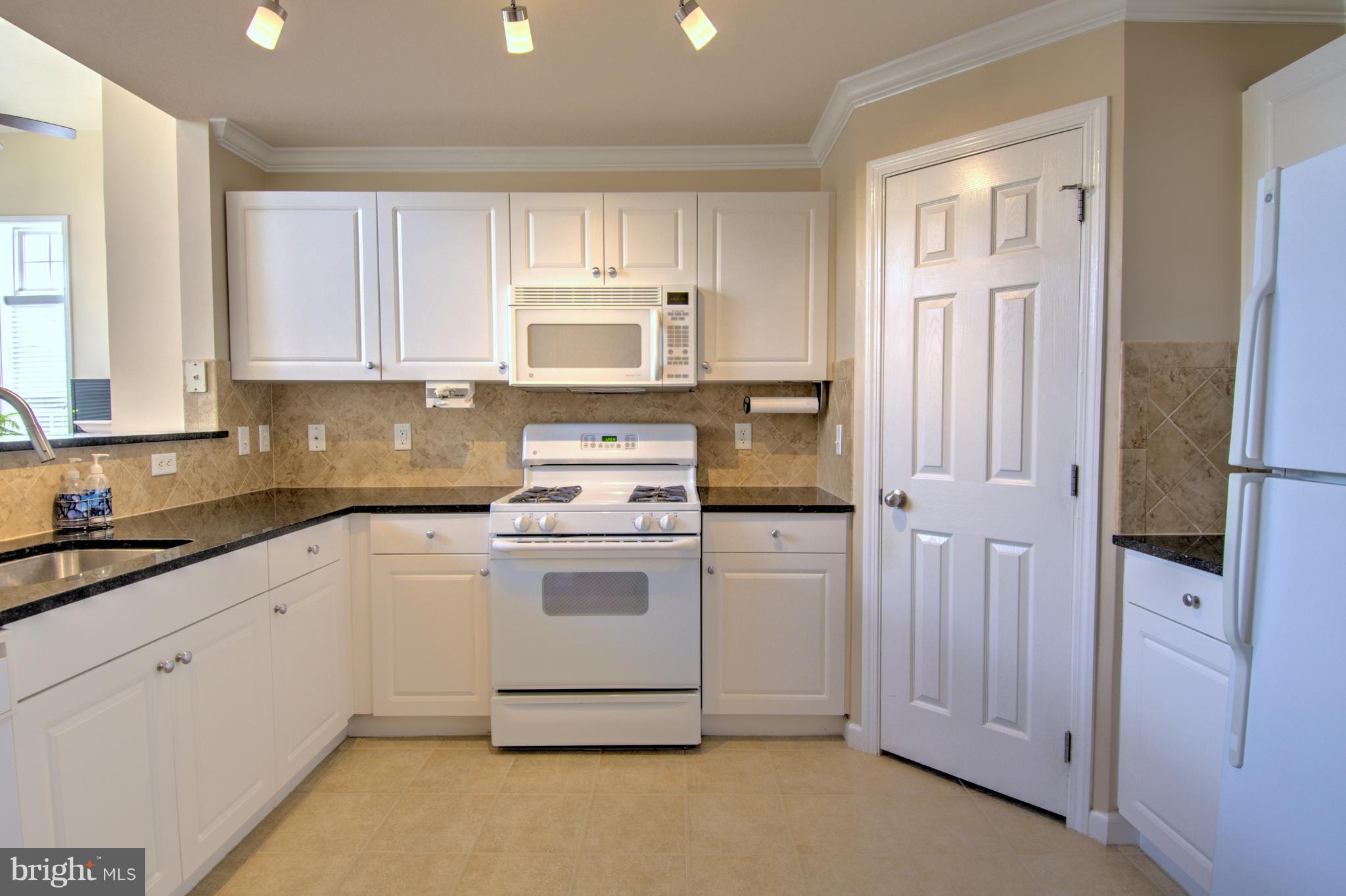 WESTCHESTER AT STRATFORD - Residential