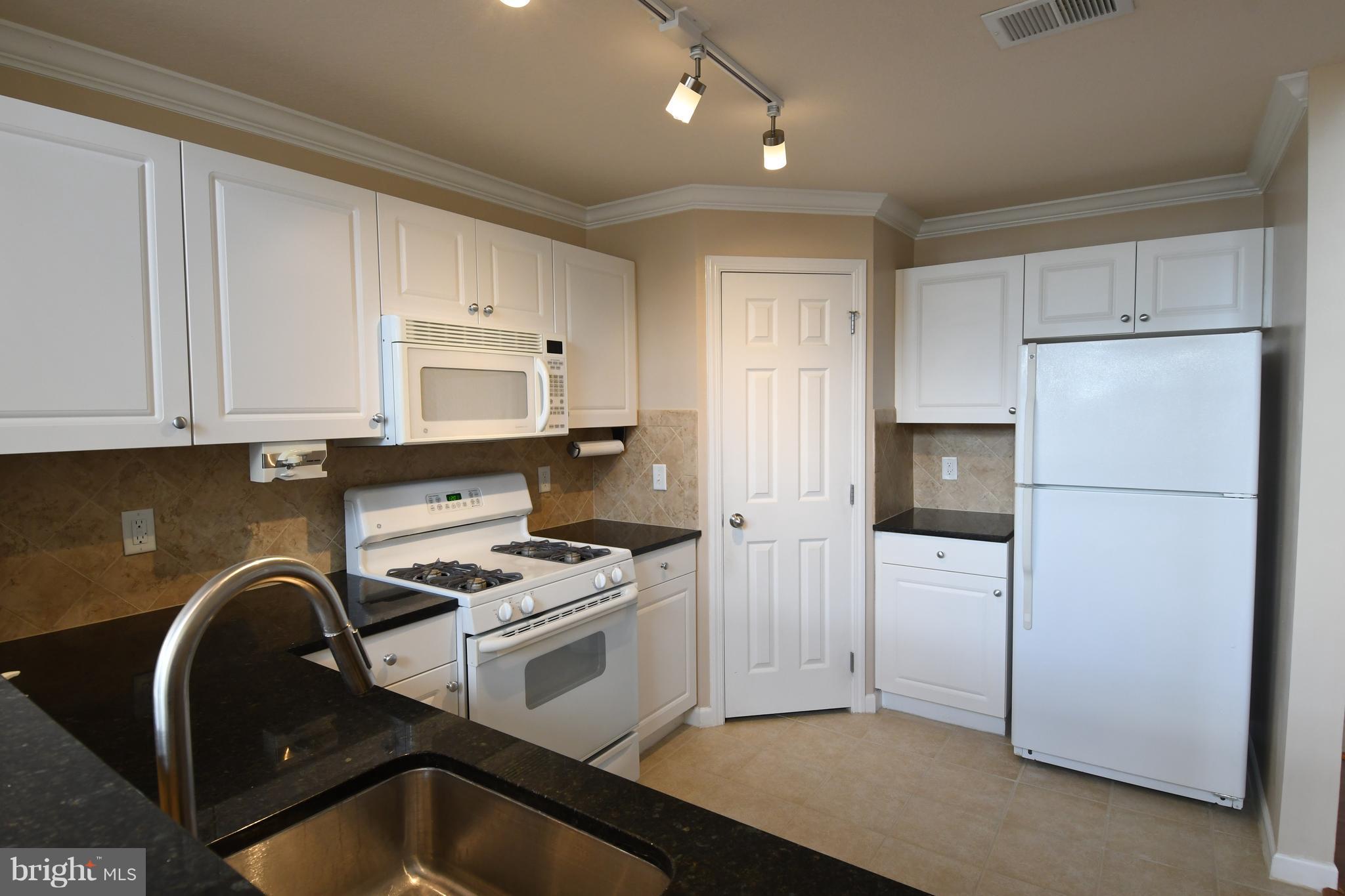 WESTCHESTER AT STRATFORD - Residential