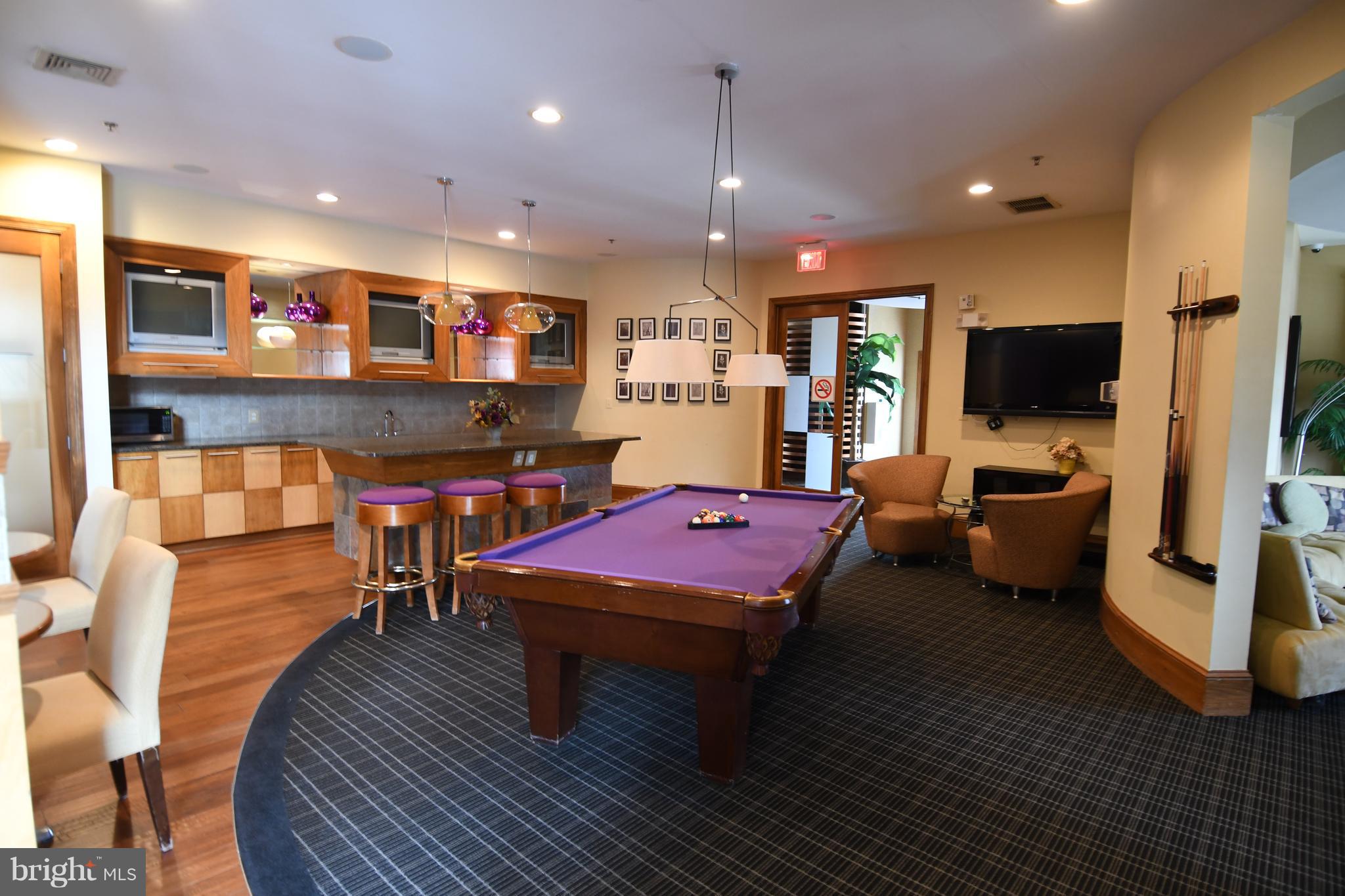 WESTCHESTER AT STRATFORD - Residential