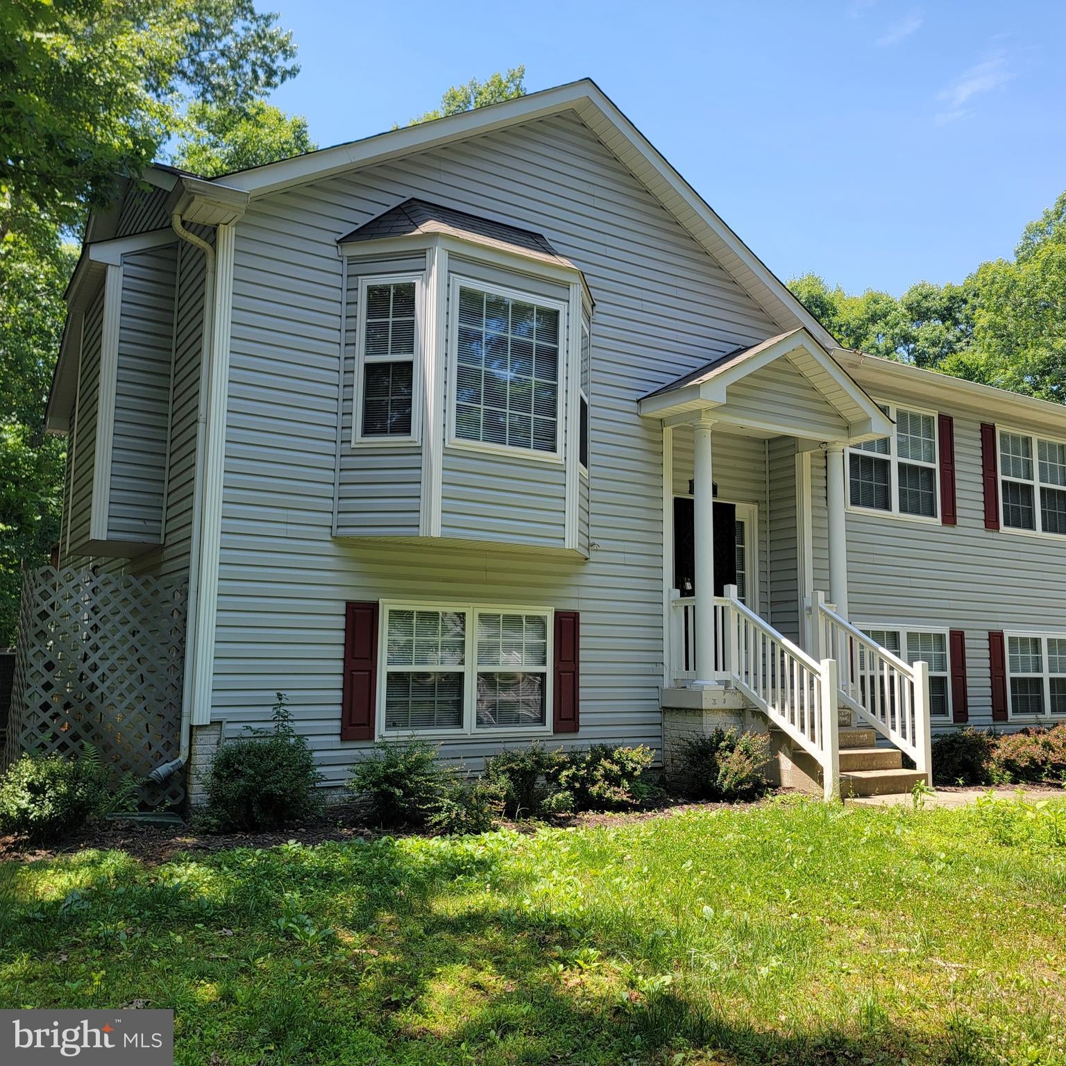 66 ALBERTSON COURT