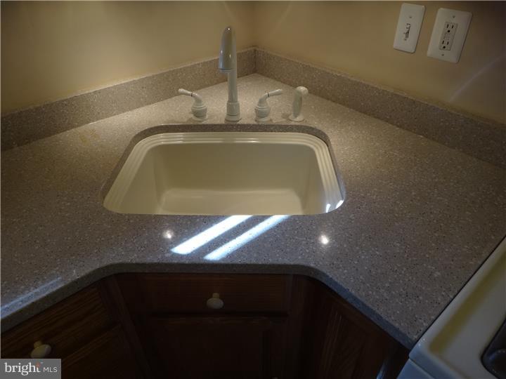 PORT RICHMOND - Residential