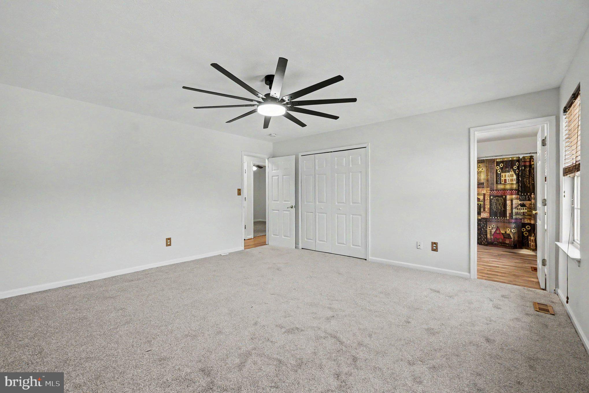 BEACHWOOD ESTATES - Residential