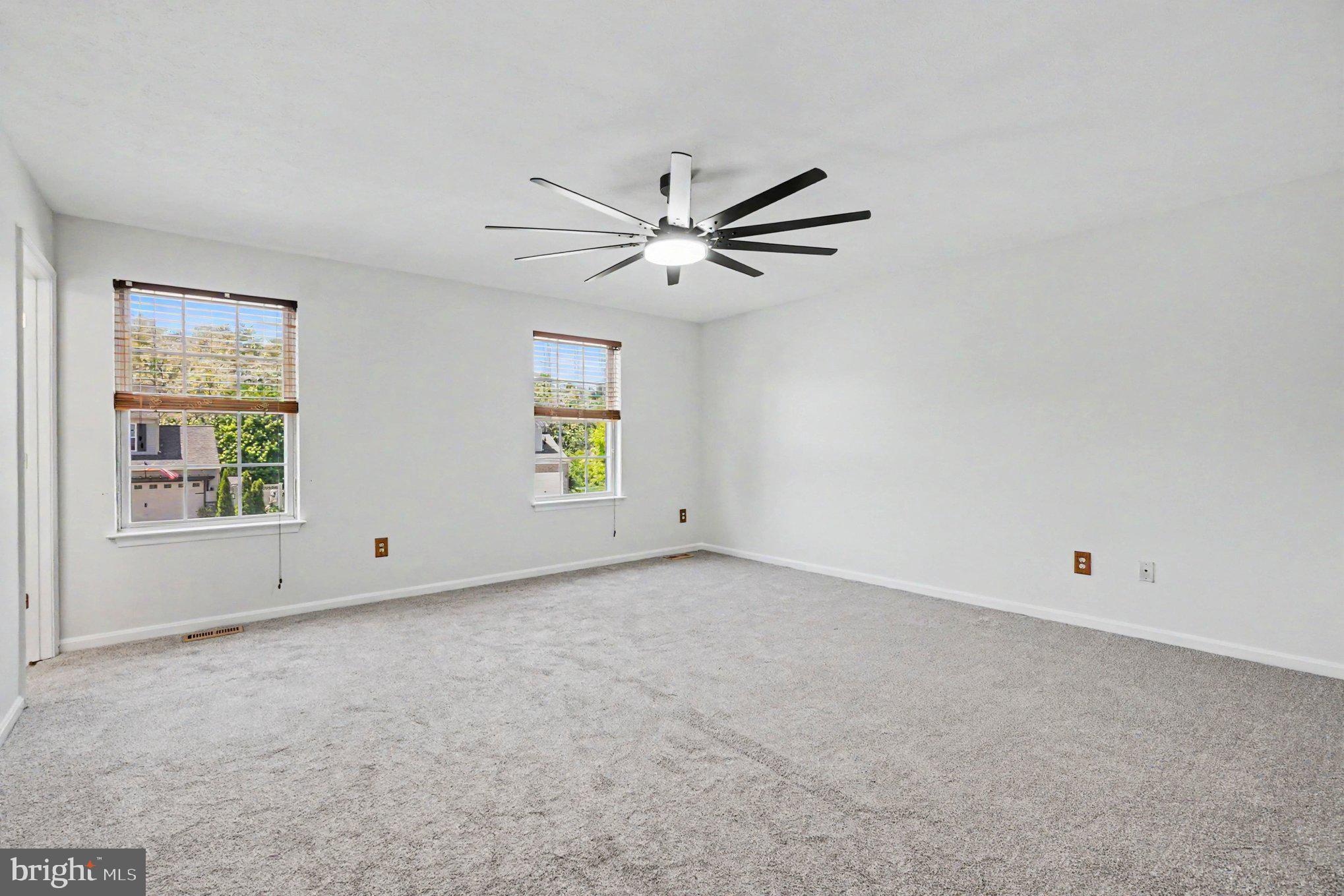 BEACHWOOD ESTATES - Residential