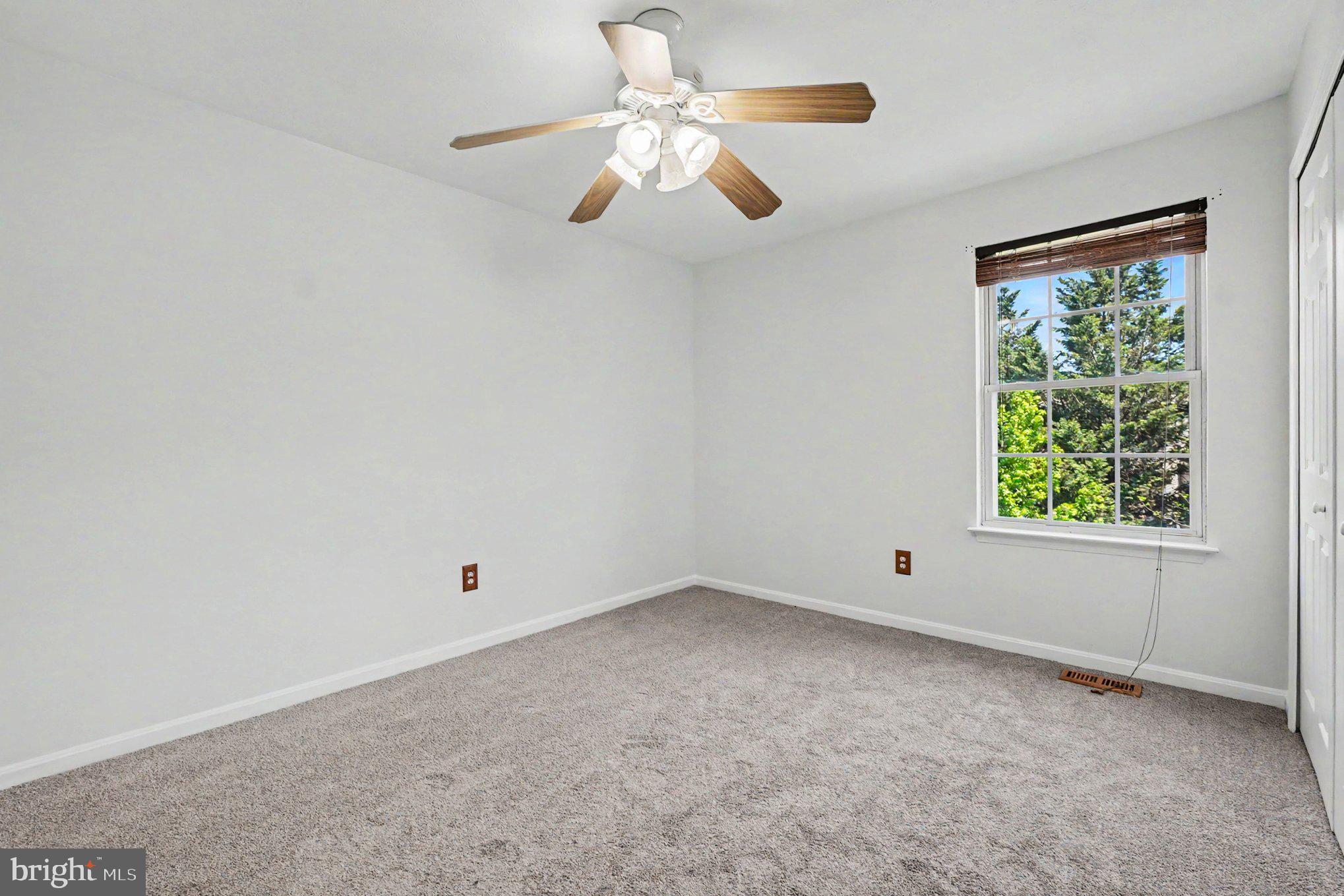 BEACHWOOD ESTATES - Residential