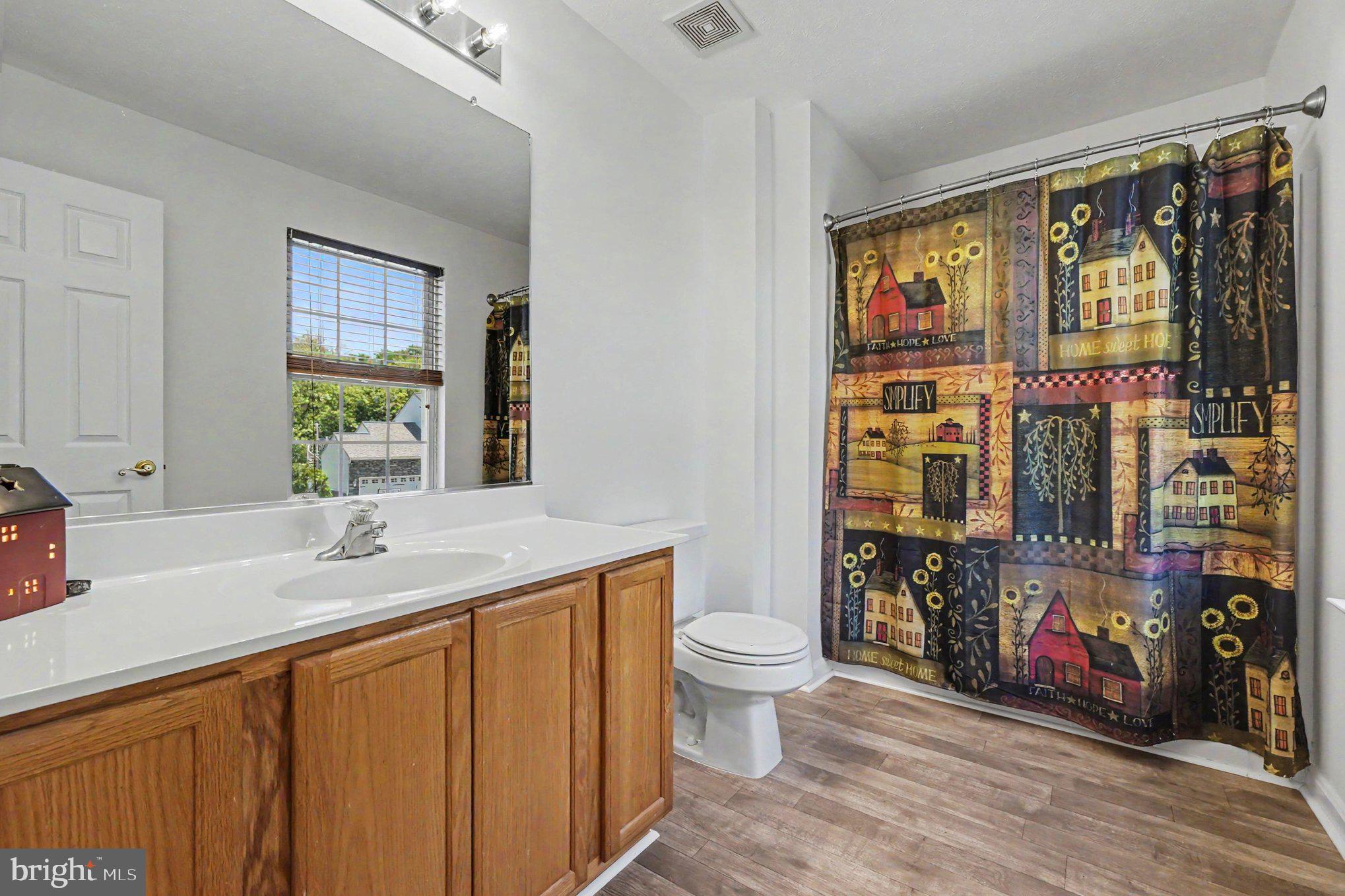 BEACHWOOD ESTATES - Residential