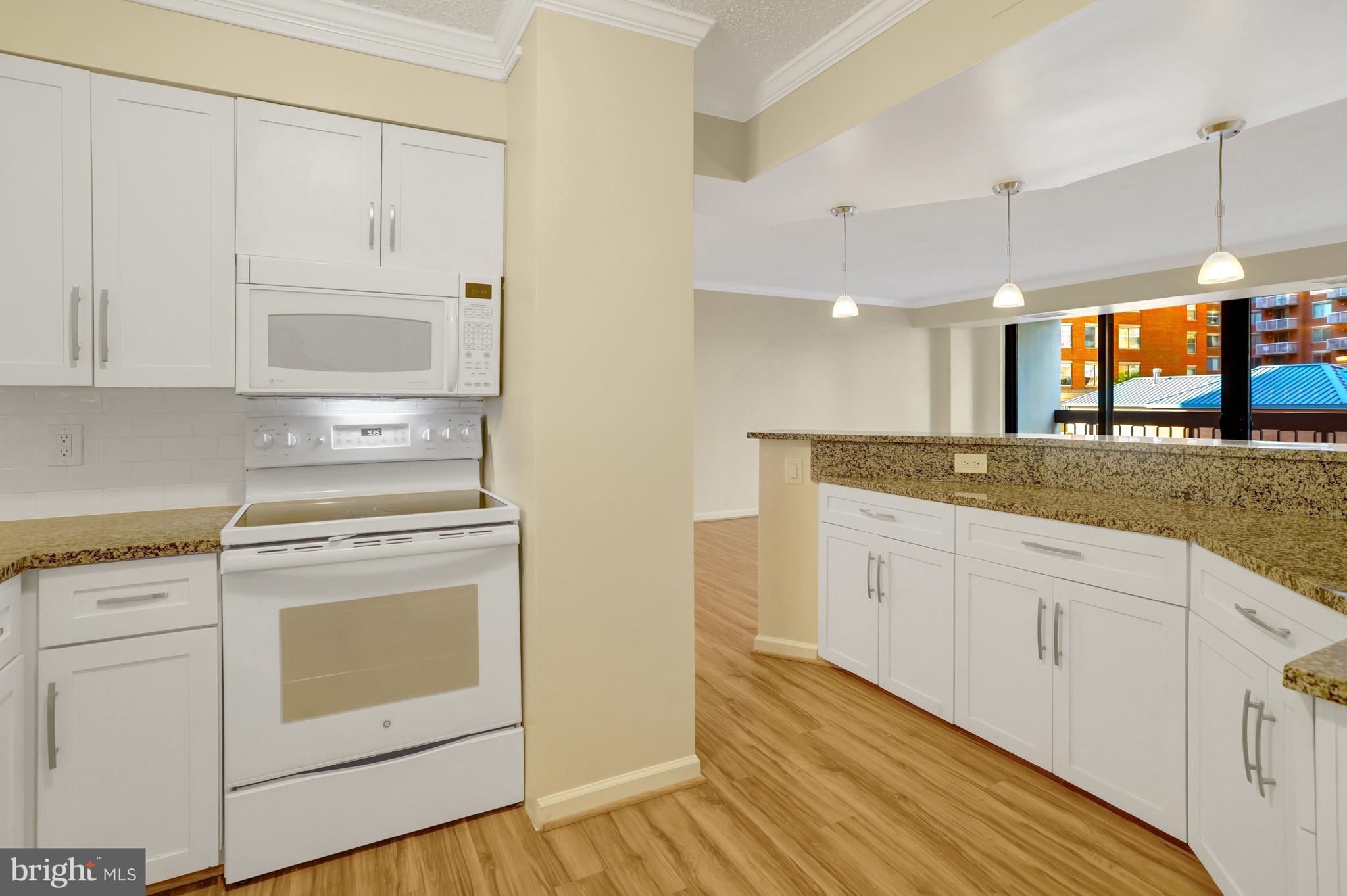 3800 FAIRFAX DRIVE 105