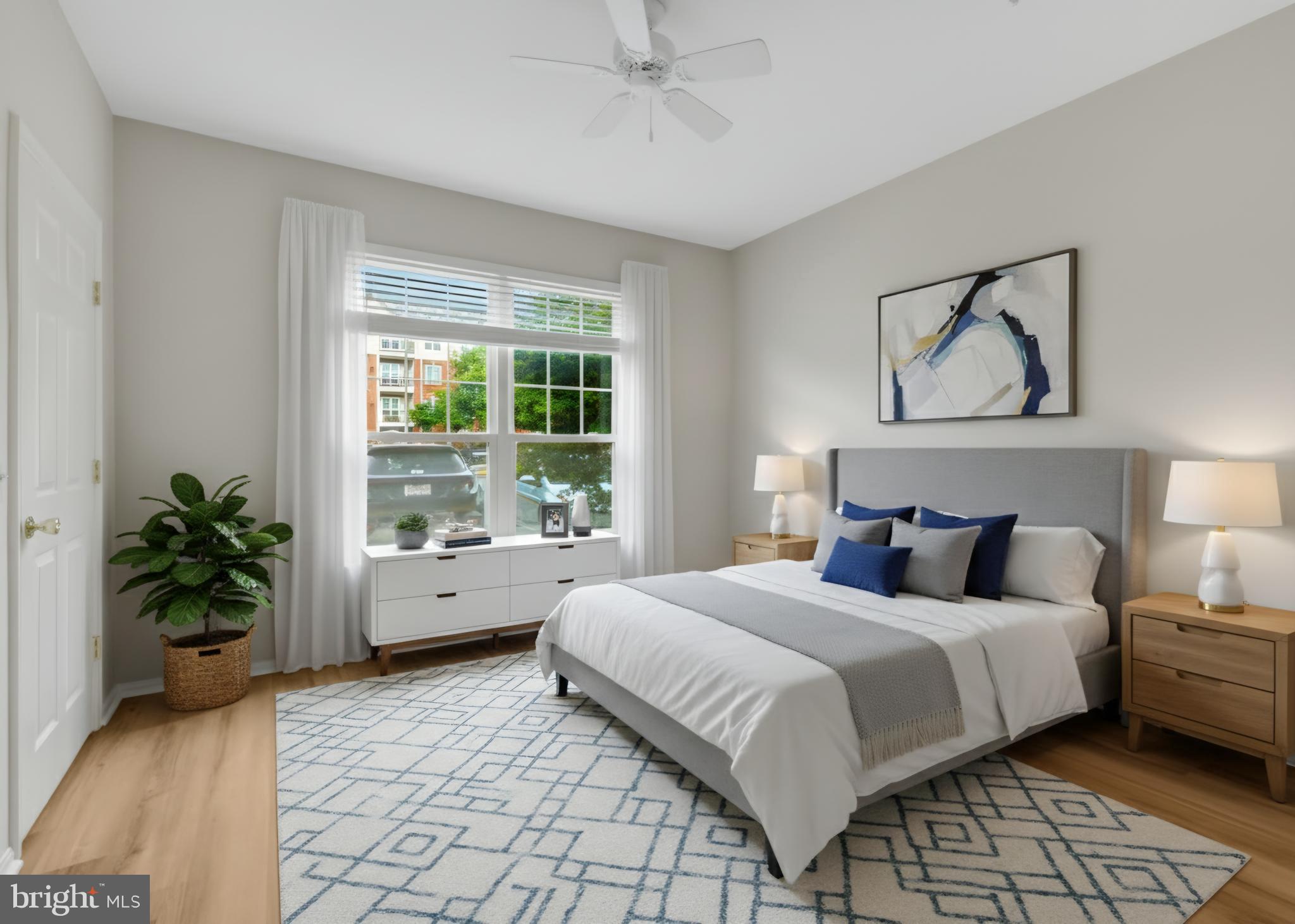 GATES OF MCLEAN - Residential