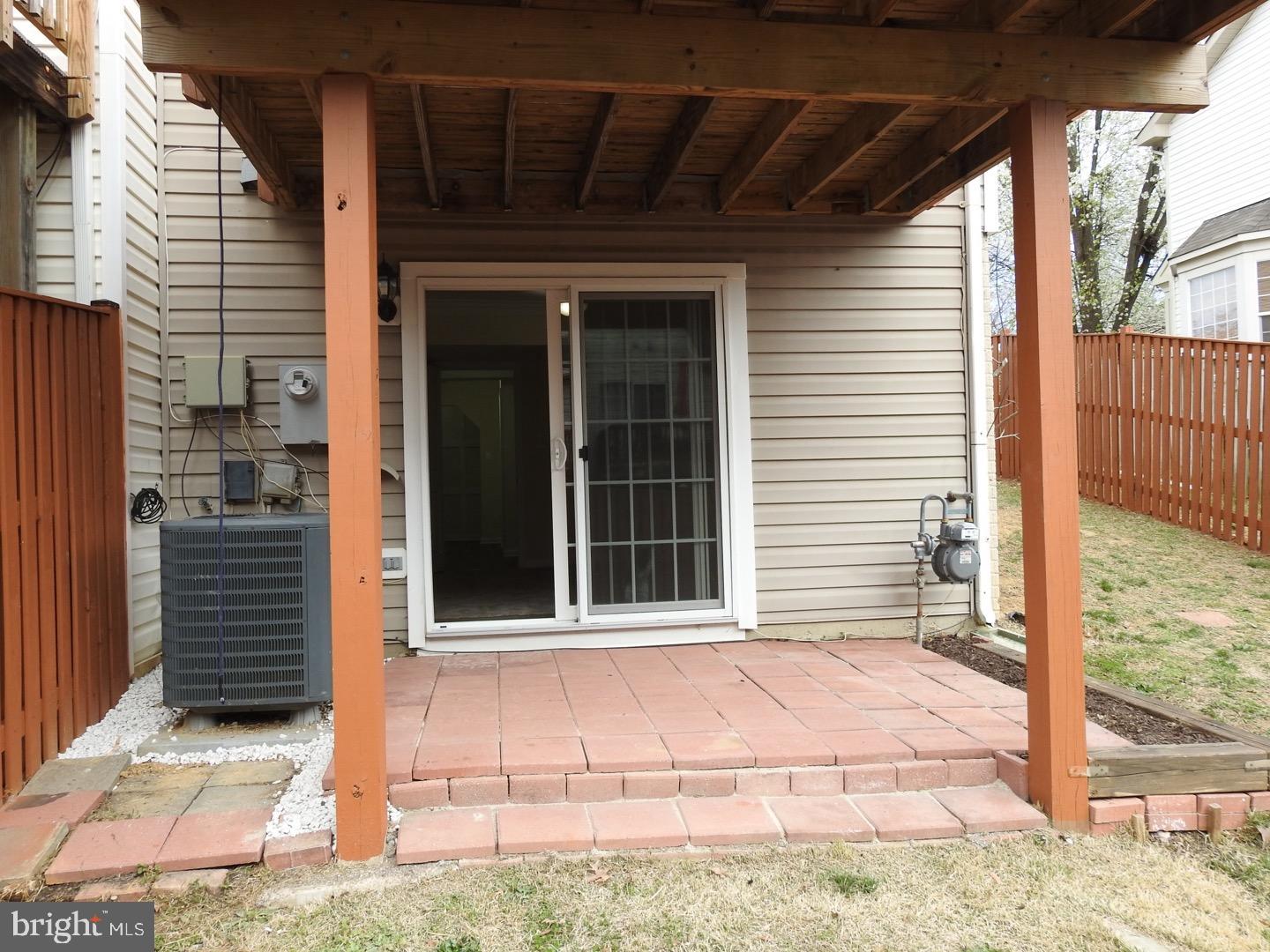 LAKESIDE - Residential