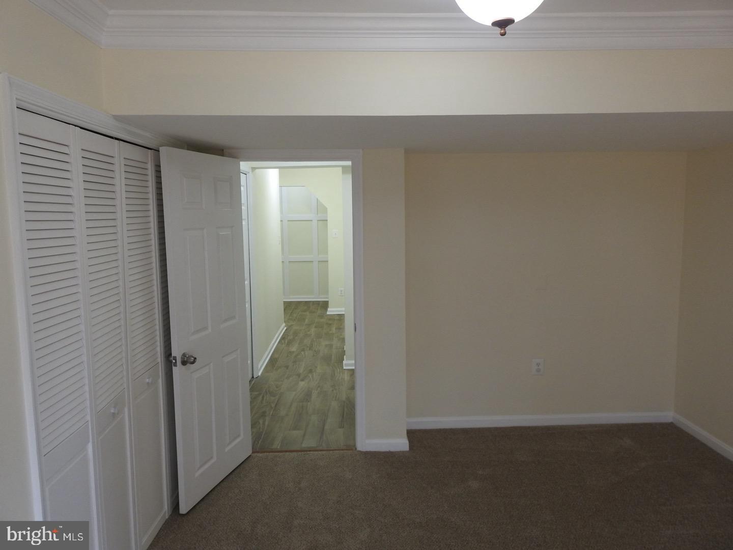 LAKESIDE - Residential